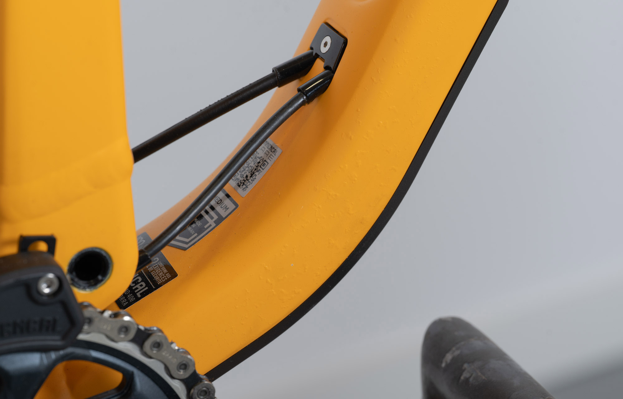COMMENCAL META V5 OHLINS EDITION YELLOW - M (23122402) image cover number large 5