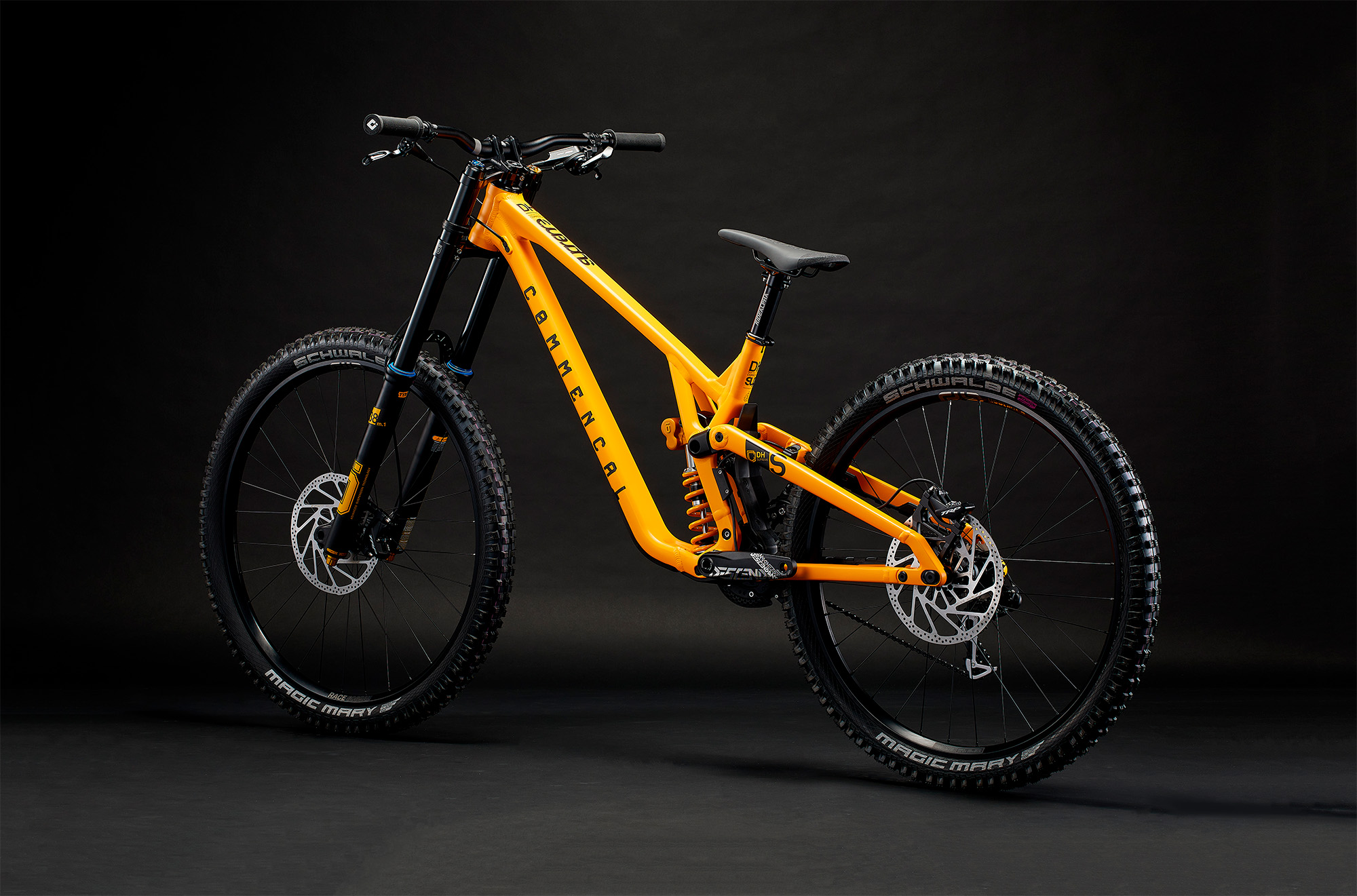 COMMENCAL SUPREME DH V5 OHLINS EDITION YELLOW image number null