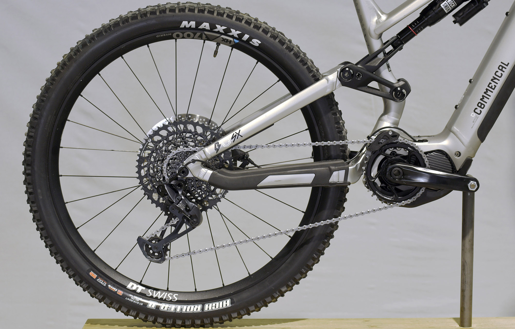 COMMENCAL META POWER SX RACE SILVER - M (22180702) 992km image number null