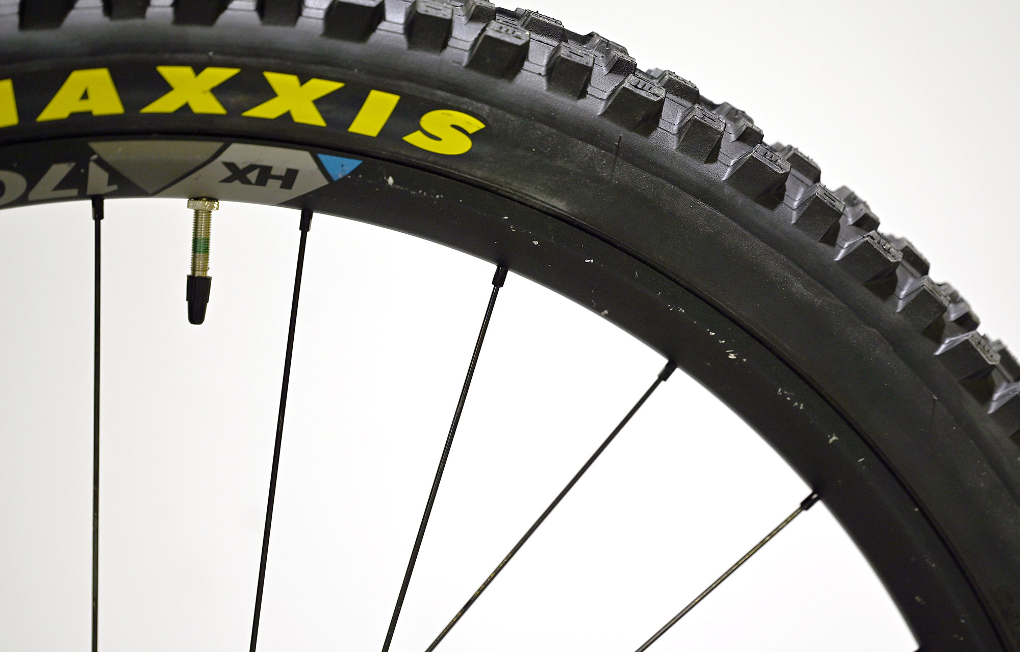 COMMENCAL META POWER TR SHIMANO OHLINS EDITION ASH GREY - L (22181603) 418 km image cover number large 8