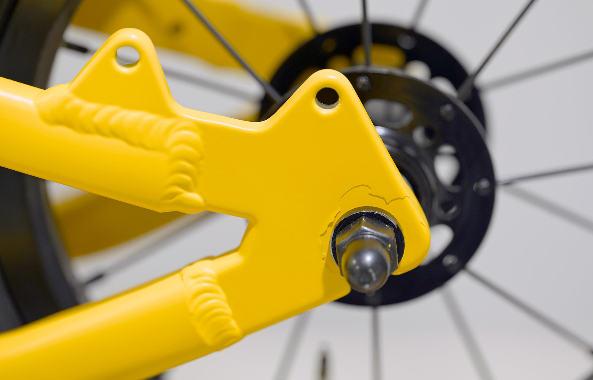 COMMENCAL RAMONES 12 PUSH BIKE OHLINS YELLOW - (23177801) image cover number large 6