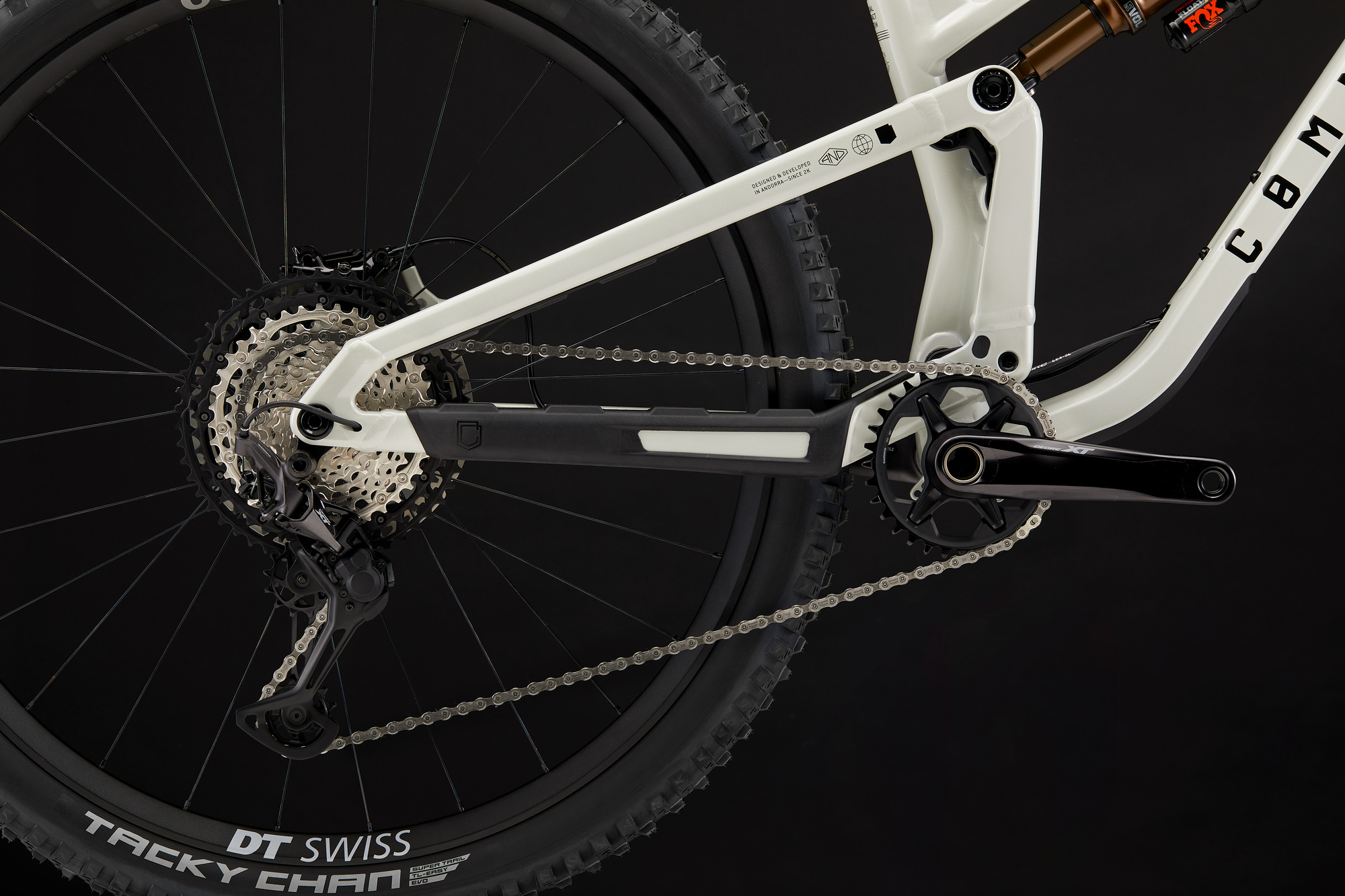 COMMENCAL META V5 SIGNATURE CLEAR SILVER image number null