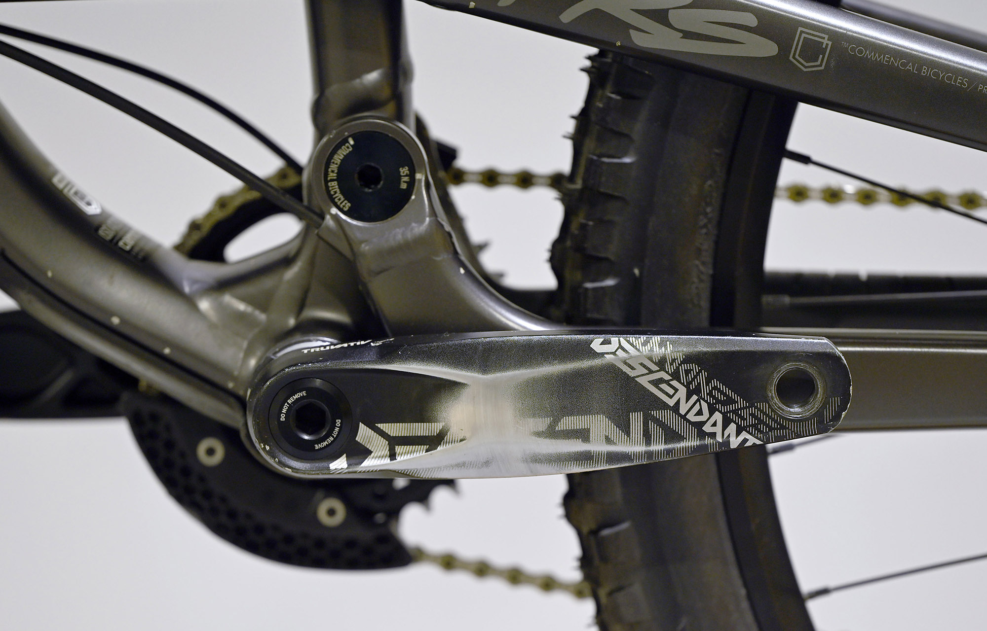 COMMENCAL FRS ESSENTIAL DARK SLATE - M (22150502) image number null