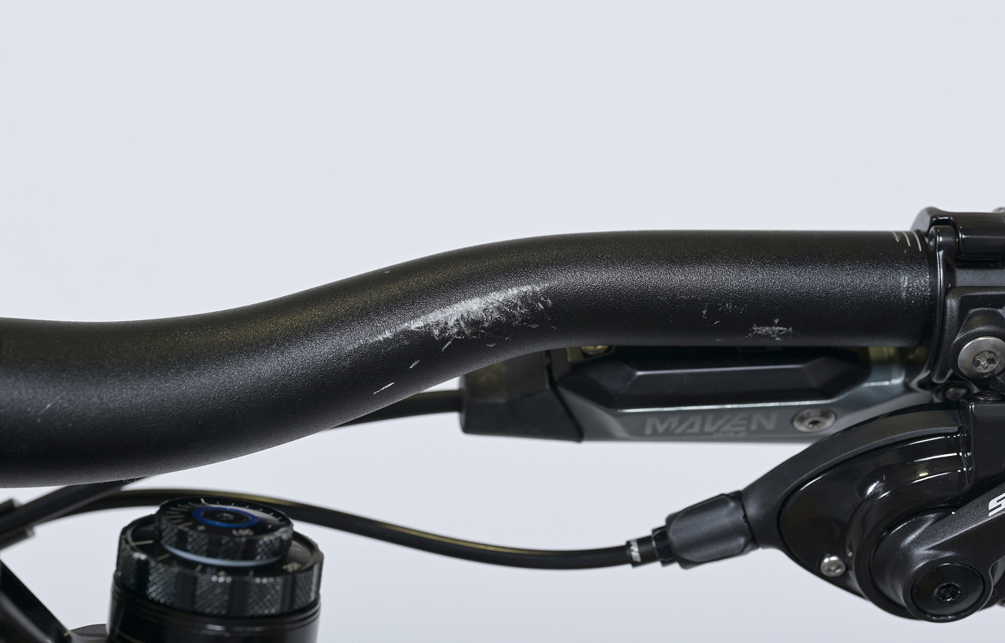 COMMENCAL SUPREME DH V5 ROCKSHOX PURE WHITE - L (24157103) image cover number large 9