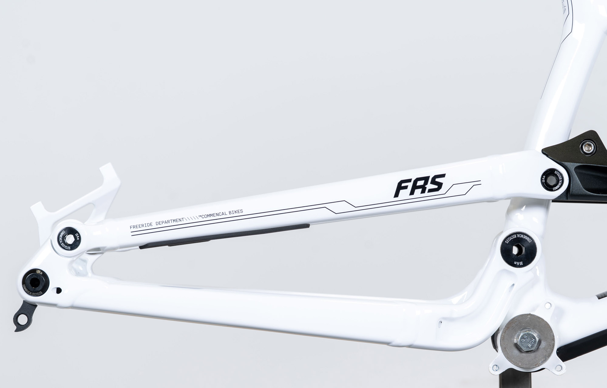 FRAME COMMENCAL FRS PURE WHITE - M (24253902) image large number 0