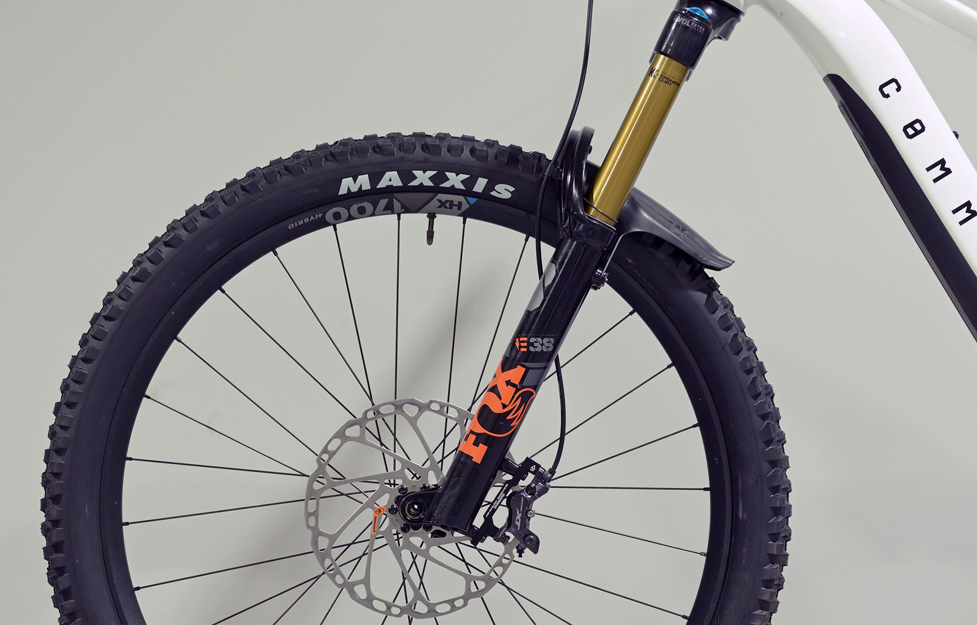 COMMENCAL META POWER SX BOSCH SIGNATURE PURE WHITE - L (22181903) 1087 km image cover number large 4