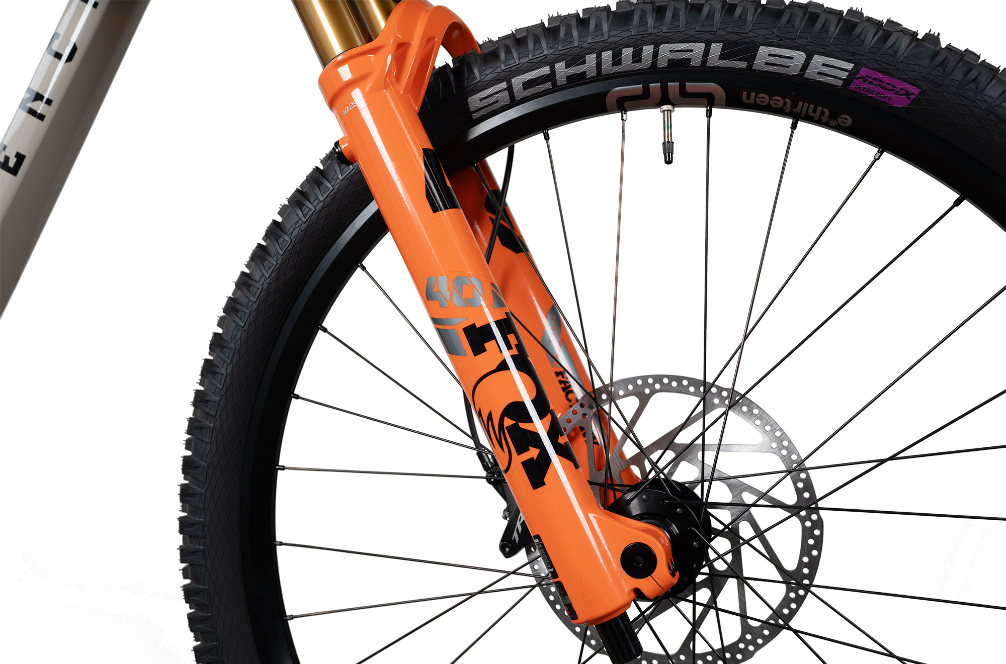 COMMENCAL SUPREME DH V5 SIGNATURE CHALK image large number 2