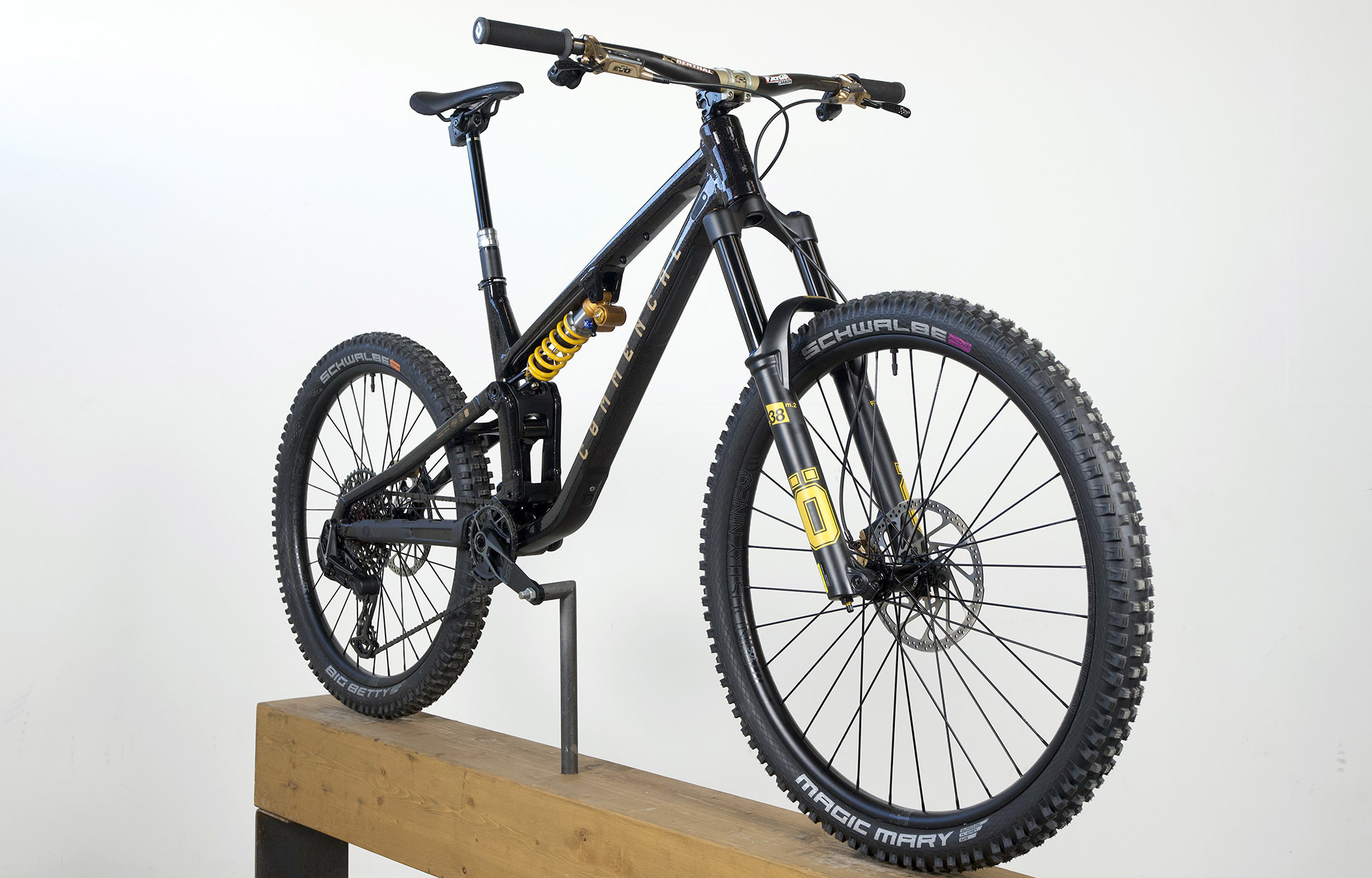 COMMENCAL META SX V5 OHLINS T-TYPE GLITTERY BLACK ALC - M (22102043) image number null