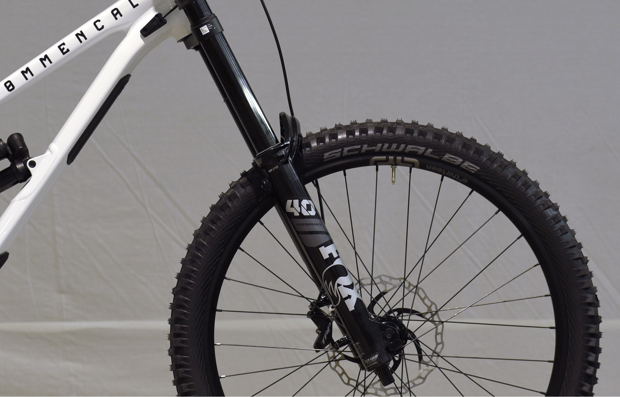 COMMENCAL FRS ESSENTIAL PURE WHITE - M (22150502) image cover number large 2