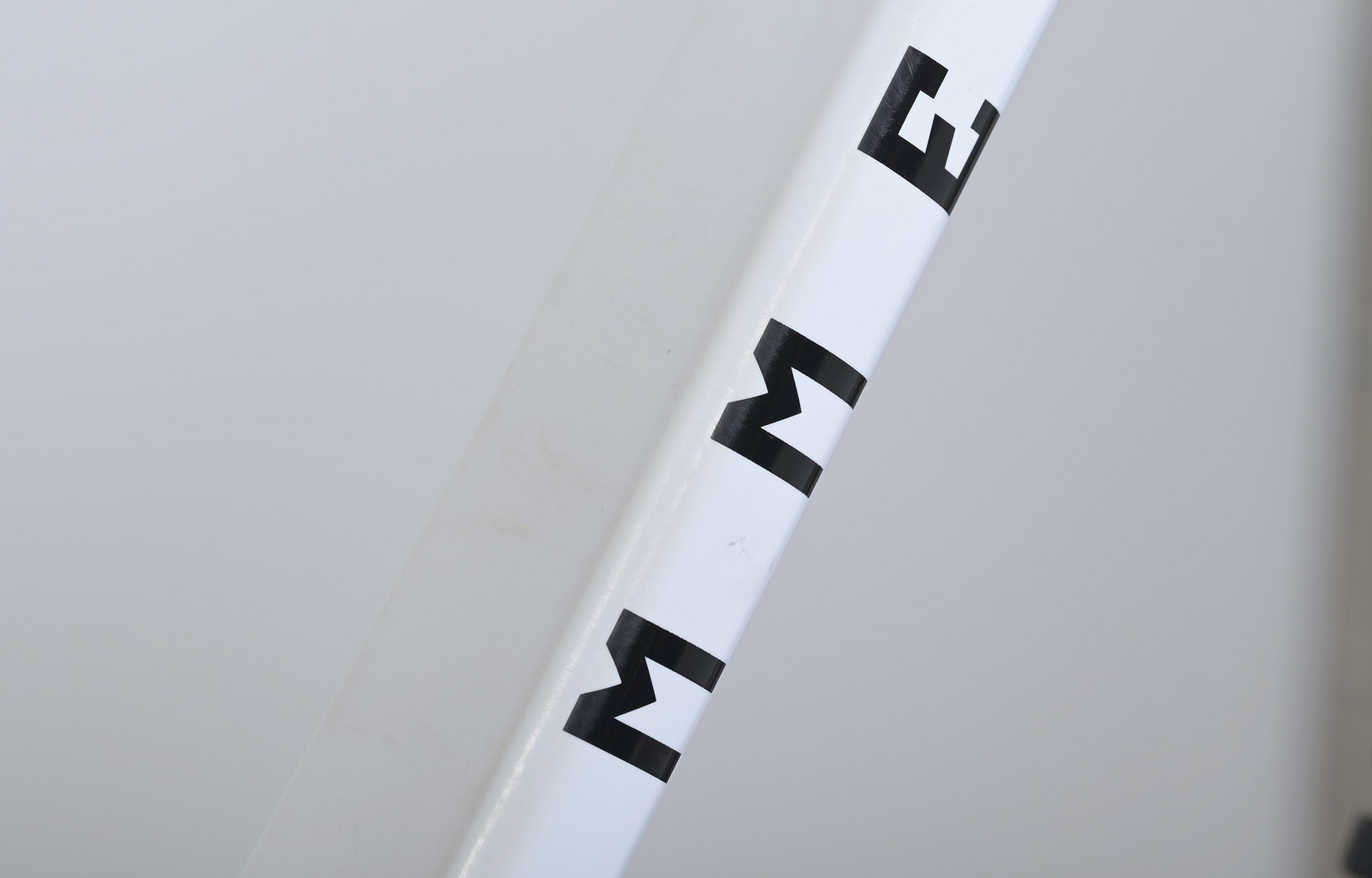 COMMENCAL SUPREME DH V5 ROCKSHOX PURE WHITE - L (24157103) image cover number large 6