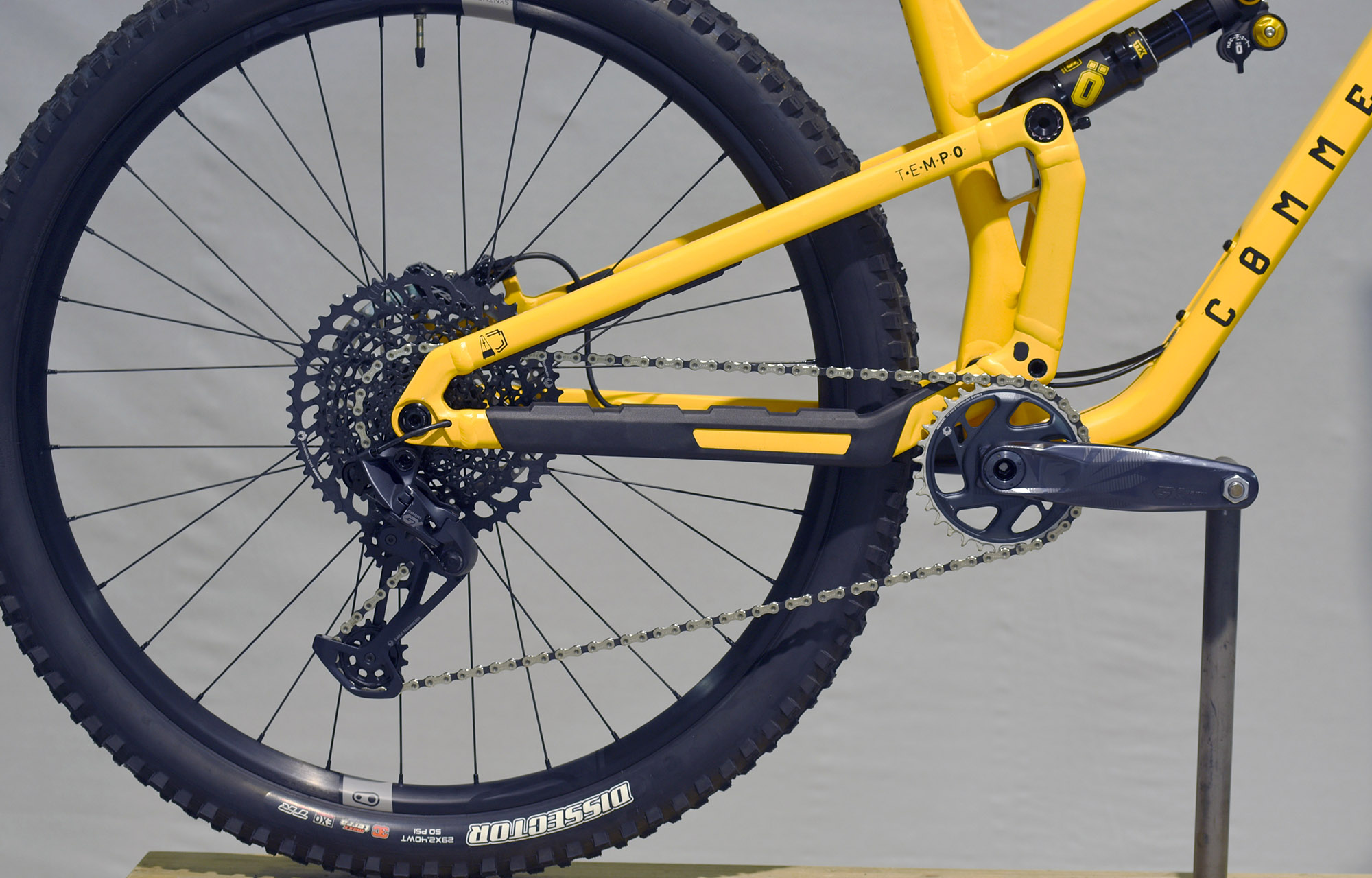 COMMENCAL TEMPO OHLINS EDITION YELLOW - M (22121102) image number null
