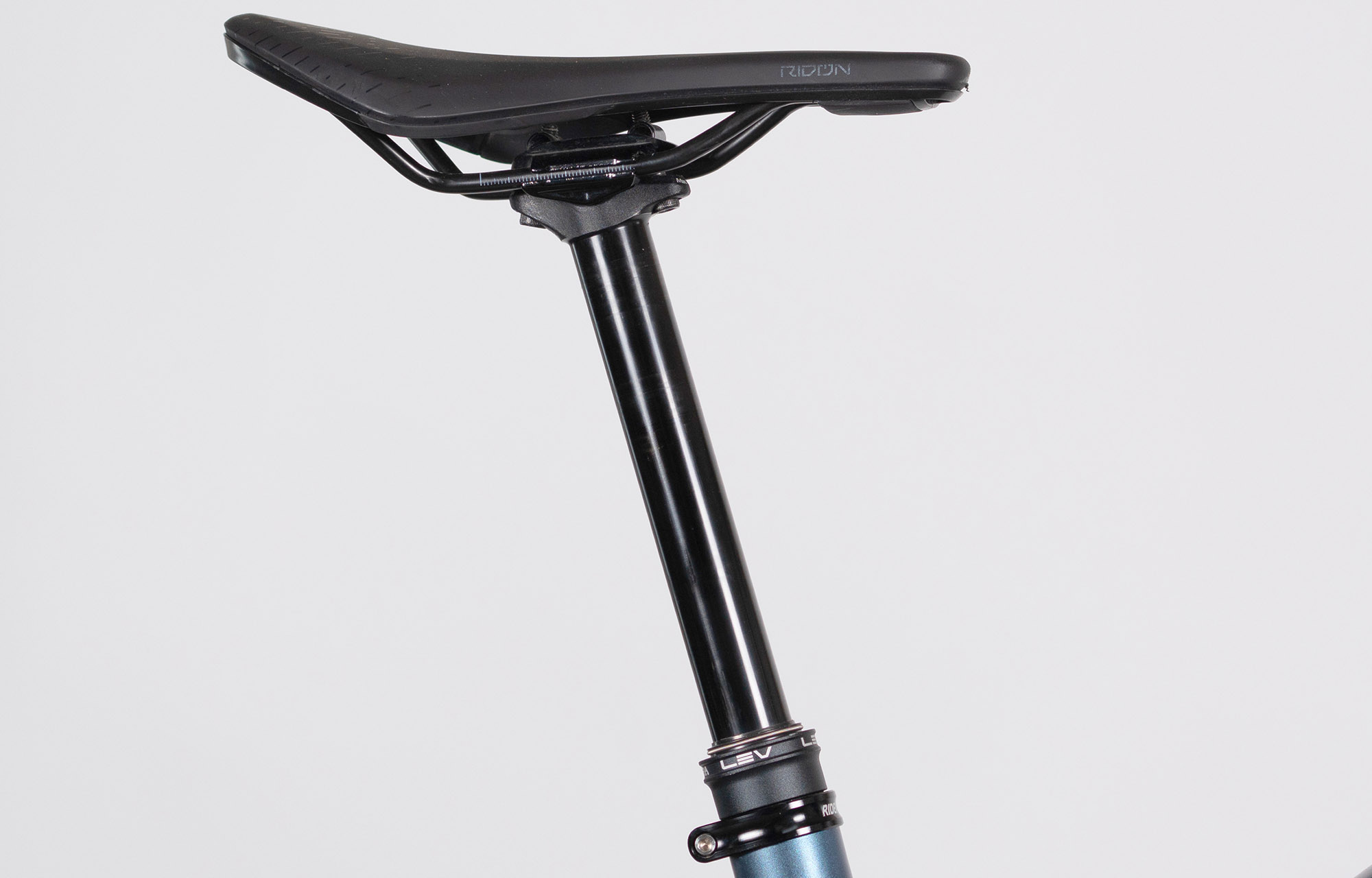 COMMENCAL META V5 RACE SPARKLY BLUE - M (23121302) image cover number large 2