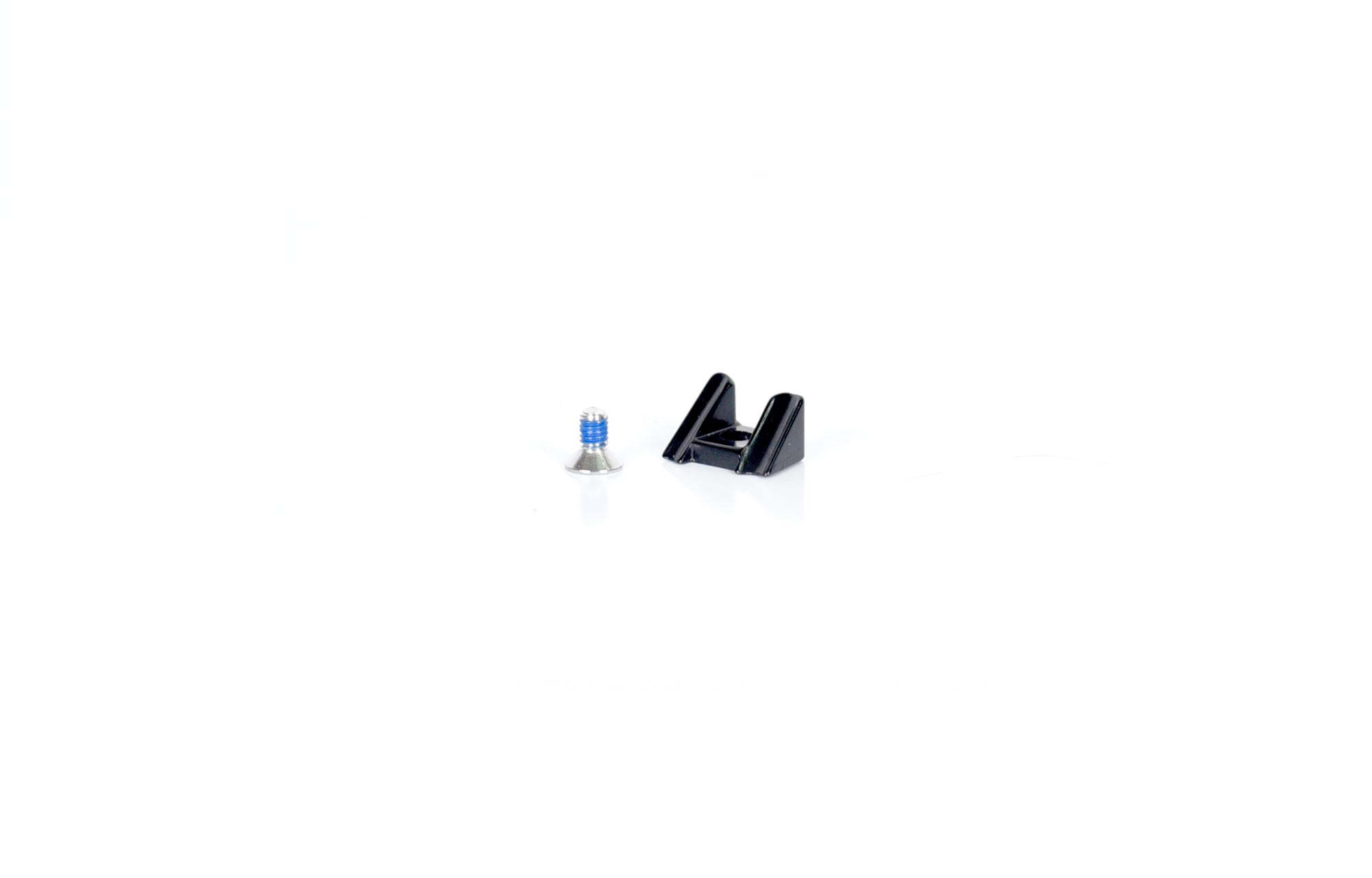 BOTTOM DOWN TUBE CABLE GUIDE CLASH V2 20 AND 24 image number null