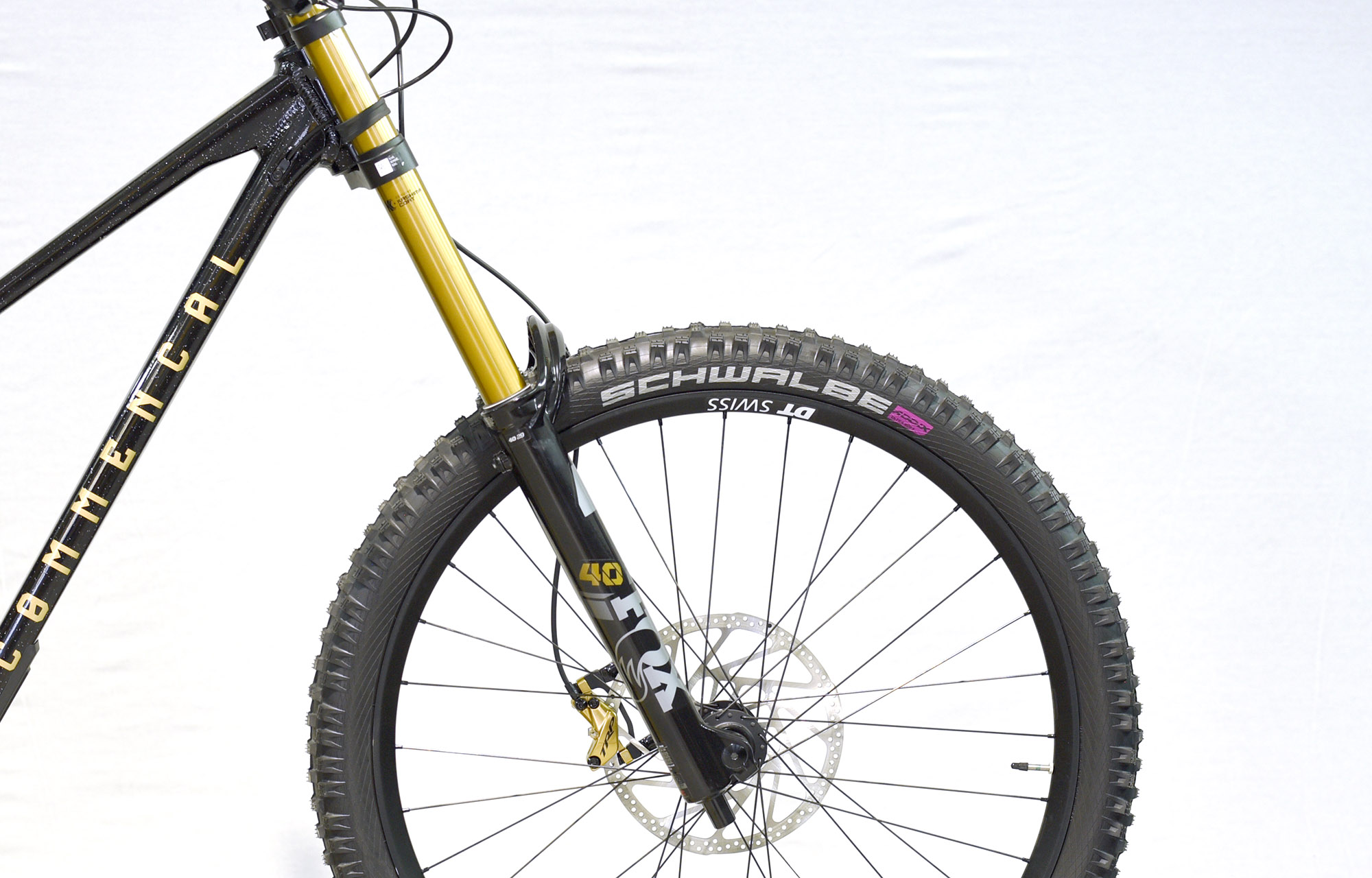 COMMENCAL SUPREME DH V5 SIGNATURE LTD GLITTERY BLACK - L (24150303) image number null
