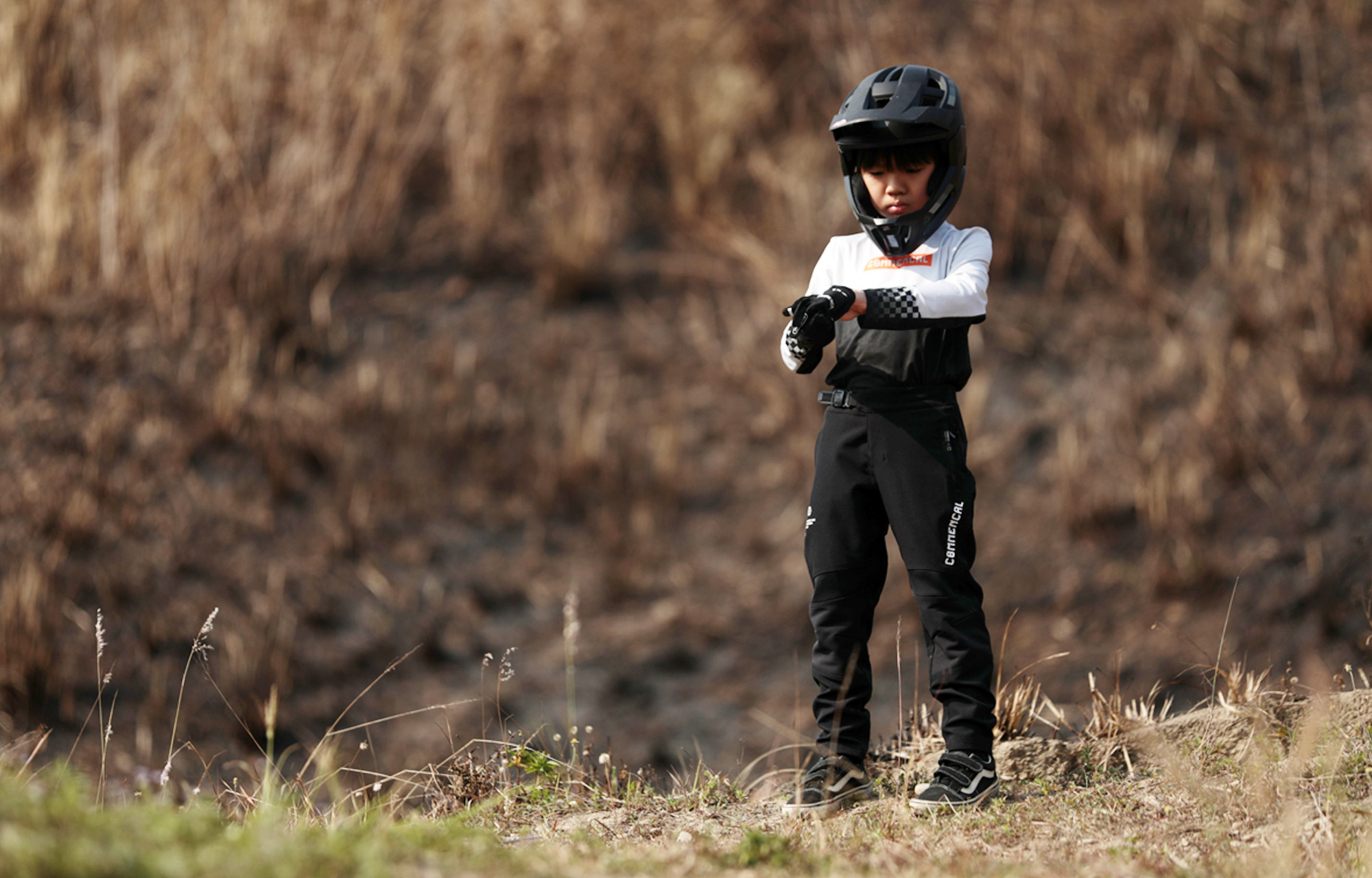 COMMENCAL KIDS HARDTECH PANTS BLACK image number 4