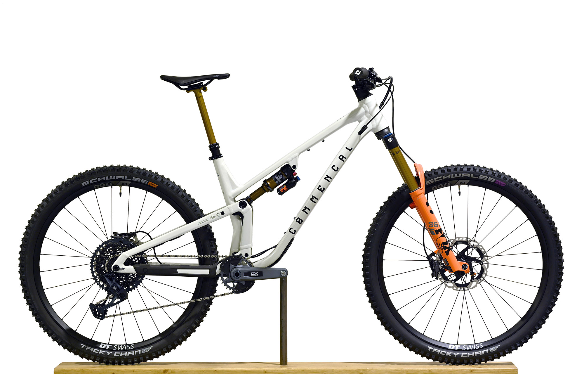 COMMENCAL META V5 SIGNATURE CLEAR SILVER 2 - L (24122003) image number null