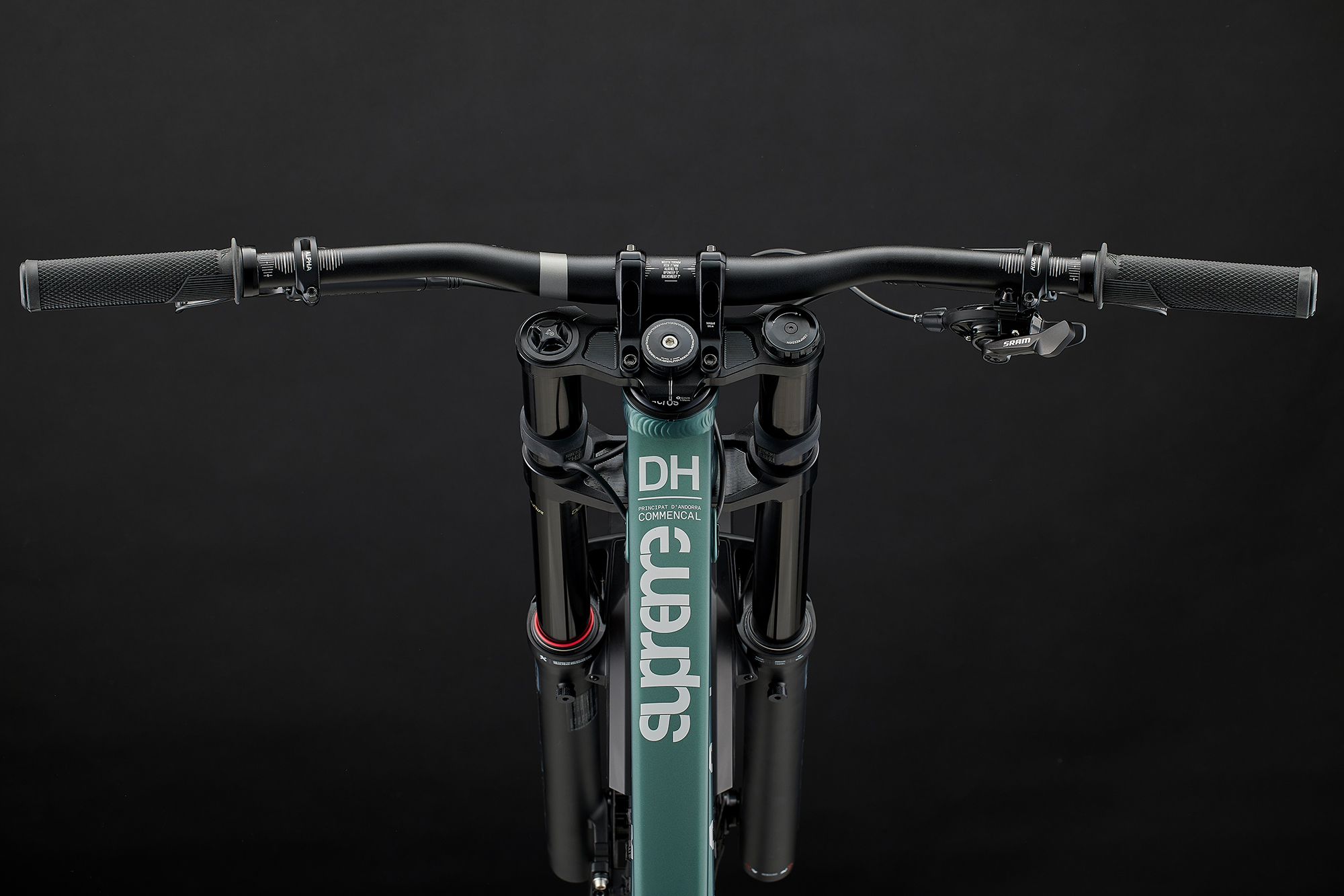 COMMENCAL SUPREME DH V5 RIDE METALLIC GREEN NEW ROCKSHOX image number null