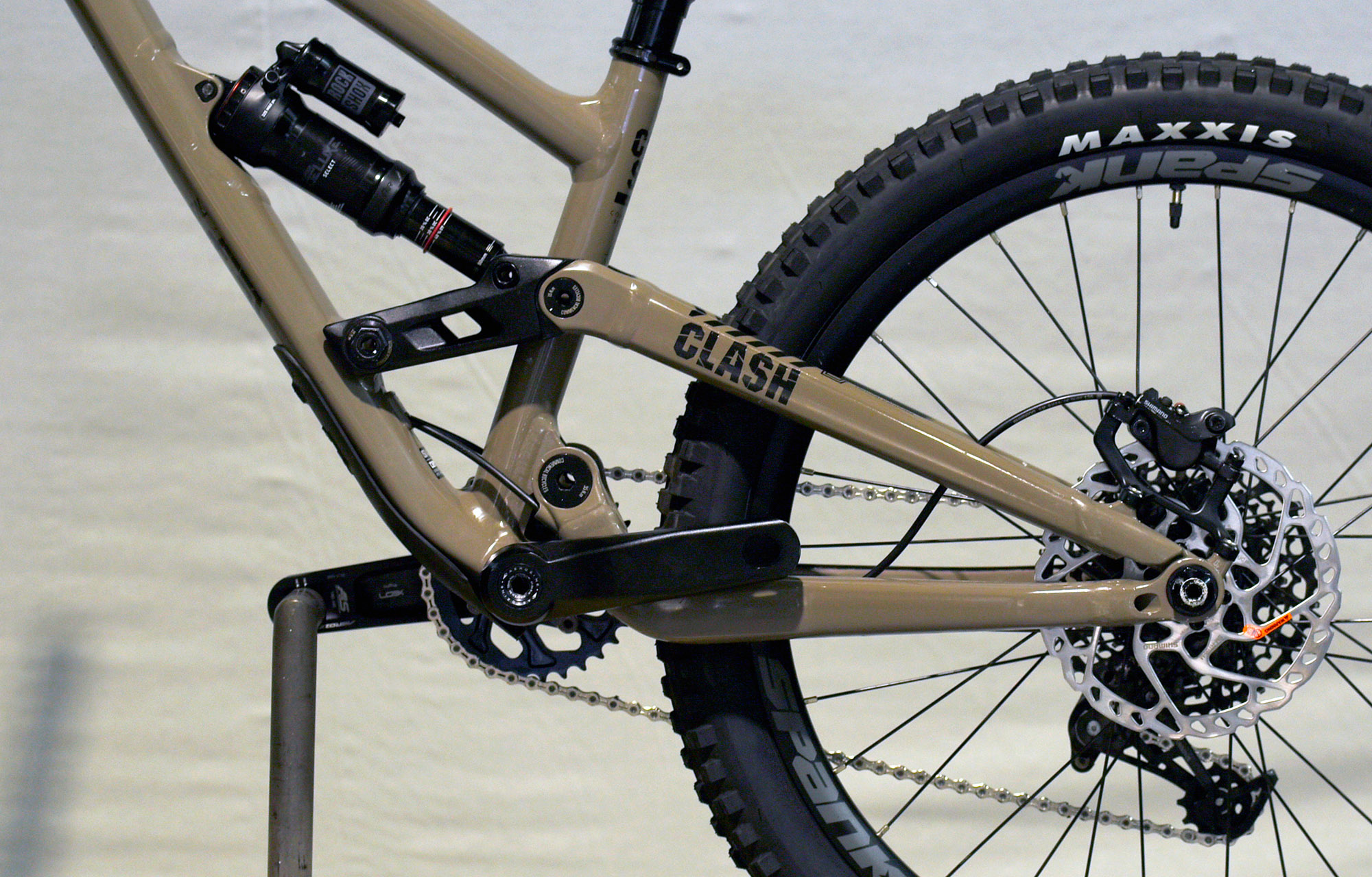 COMMENCAL CLASH 24 V1 DIRT MAXXIS - 24 (21175100) image number null