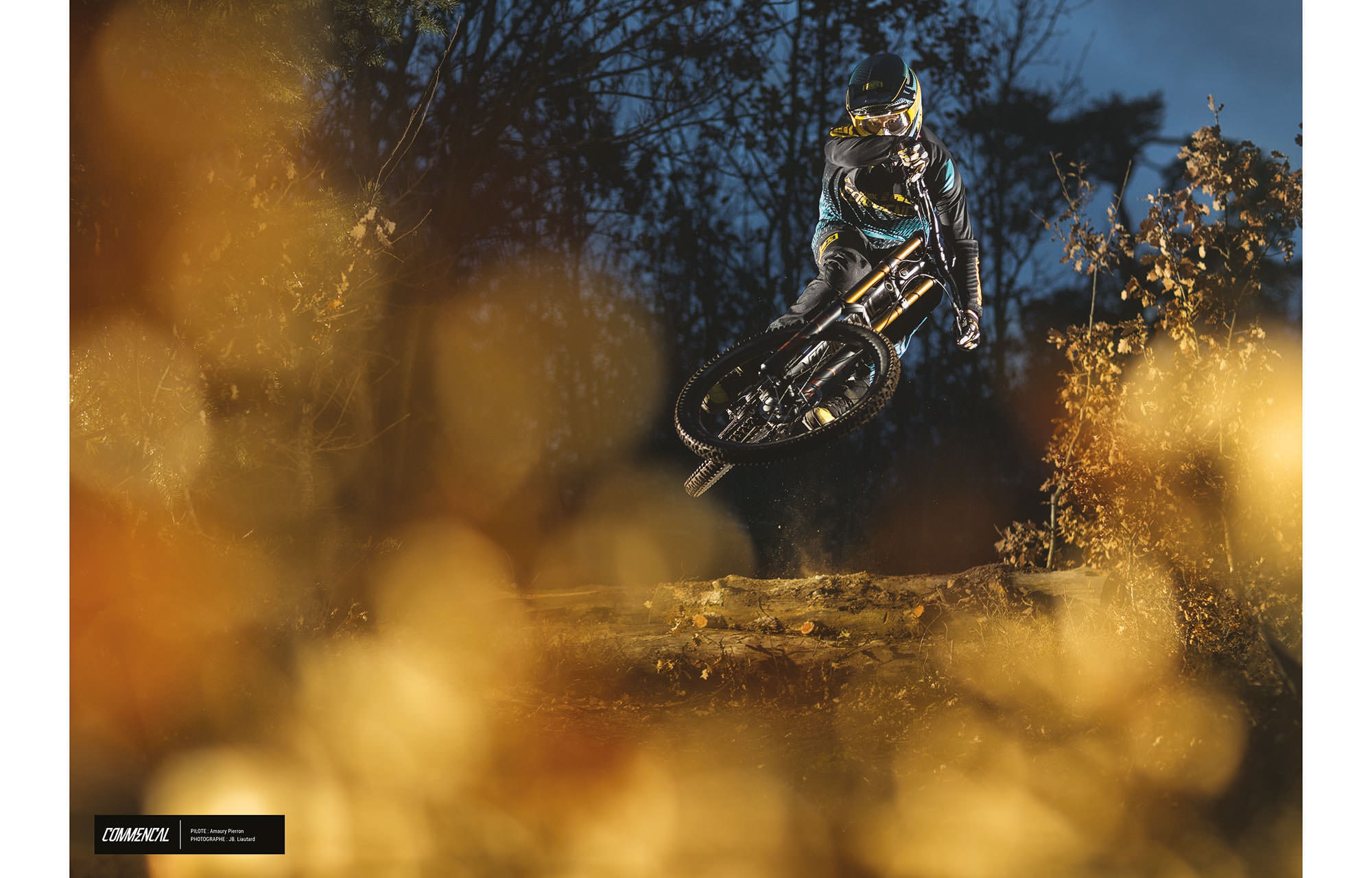 FOTO ALTA CALIDAD : AMAURY PIERRON - AUTUMN IN BRIOUDE image number 0