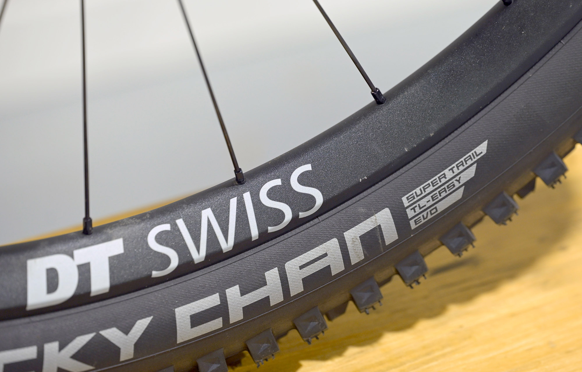 COMMENCAL META SX V5 T-TYPE CHALK - M (23132002) image cover number large 12