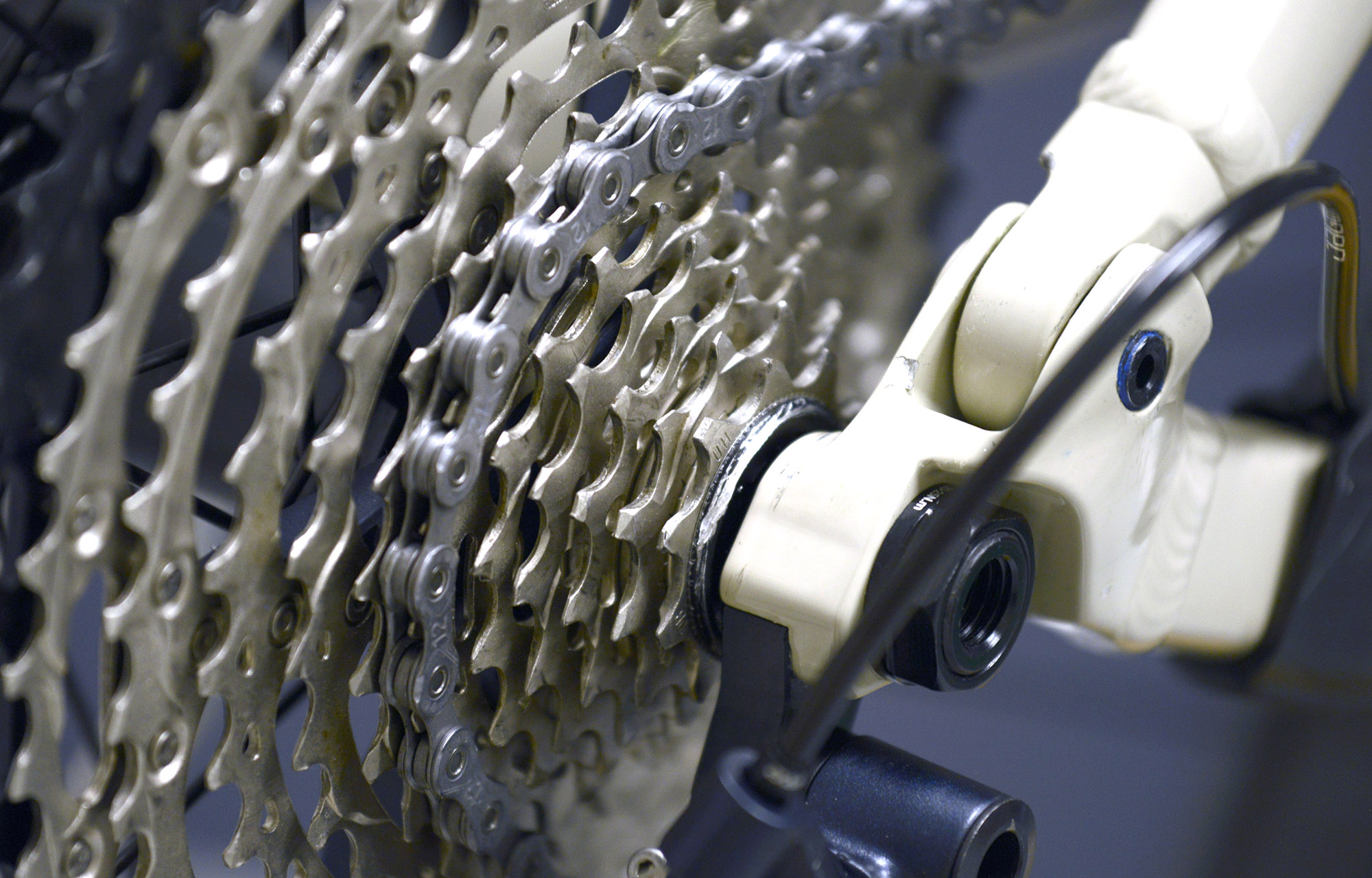 COMMENCAL META POWER SX BOSCH ESSENTIAL CHALK - M (22135902) 615 km image number null