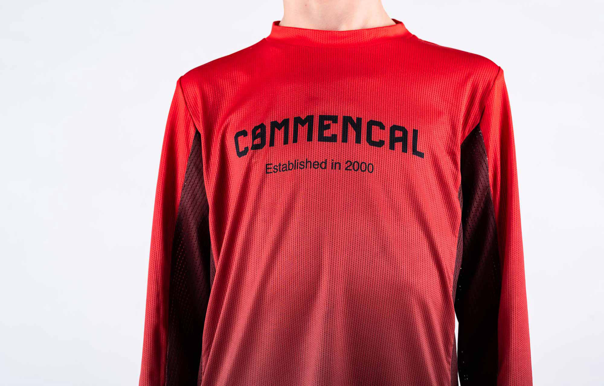 COMMENCAL KIDS LONG SLEEVE AMAURY PIERRON RACE JERSEY image number 2