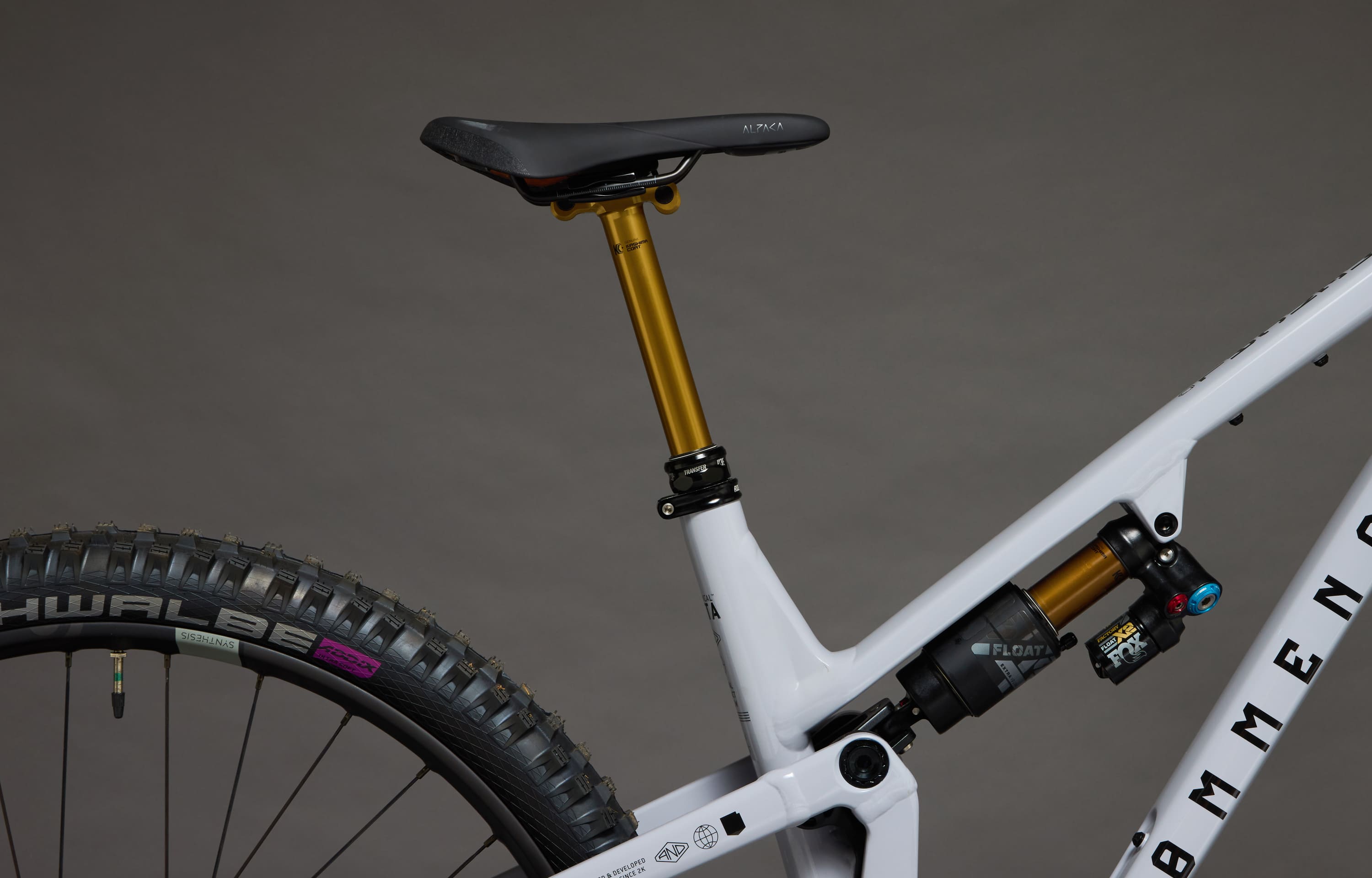 COMMENCAL META V5 STAFF EDITION image number null