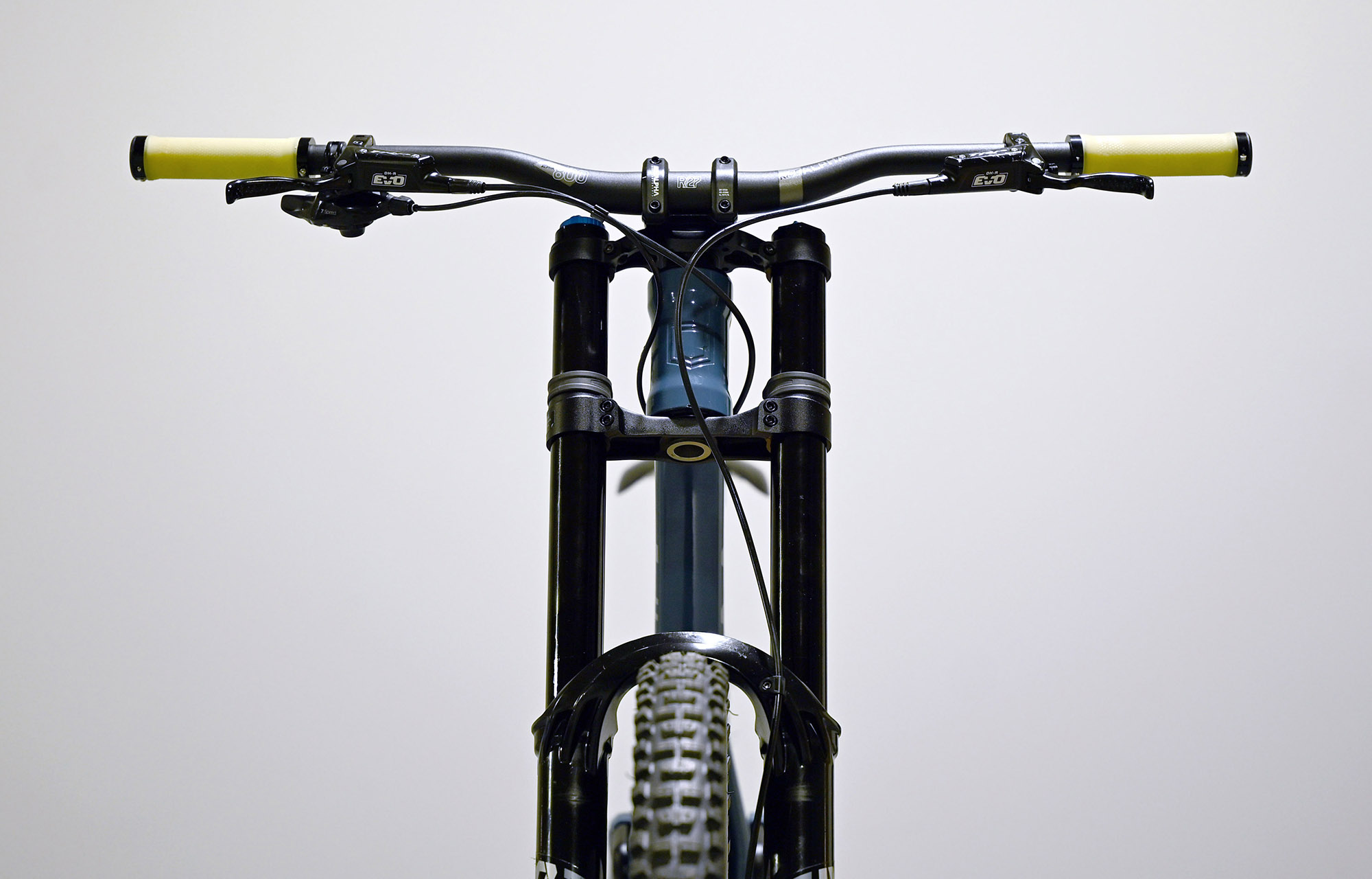 COMMENCAL SUPREME DH V5 ESSENTIAL AQUA BLUE - L (23150103) image number null