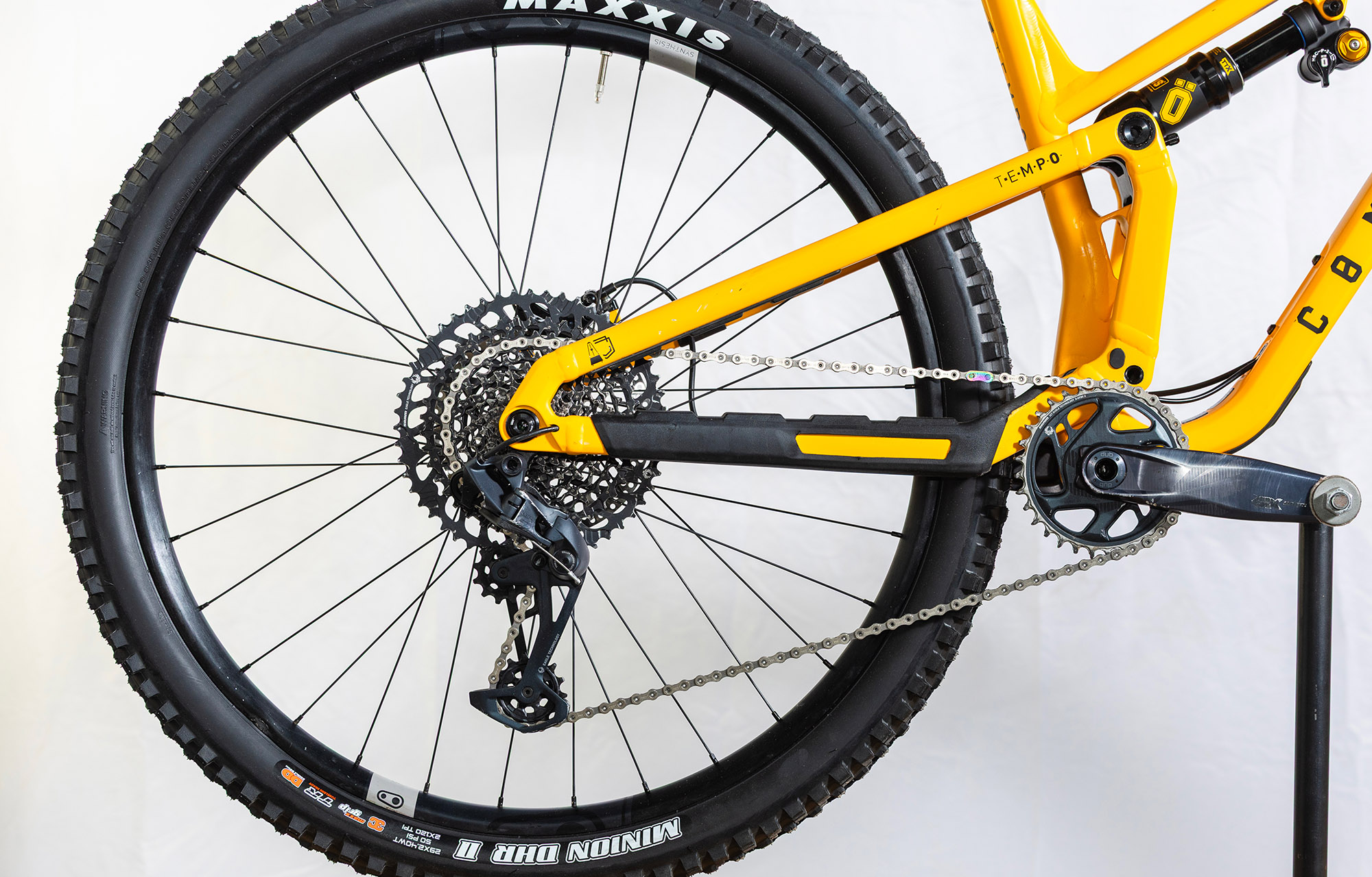 COMMENCAL TEMPO OHLINS EDITION YELLOW - M (22121102) image cover number large 0