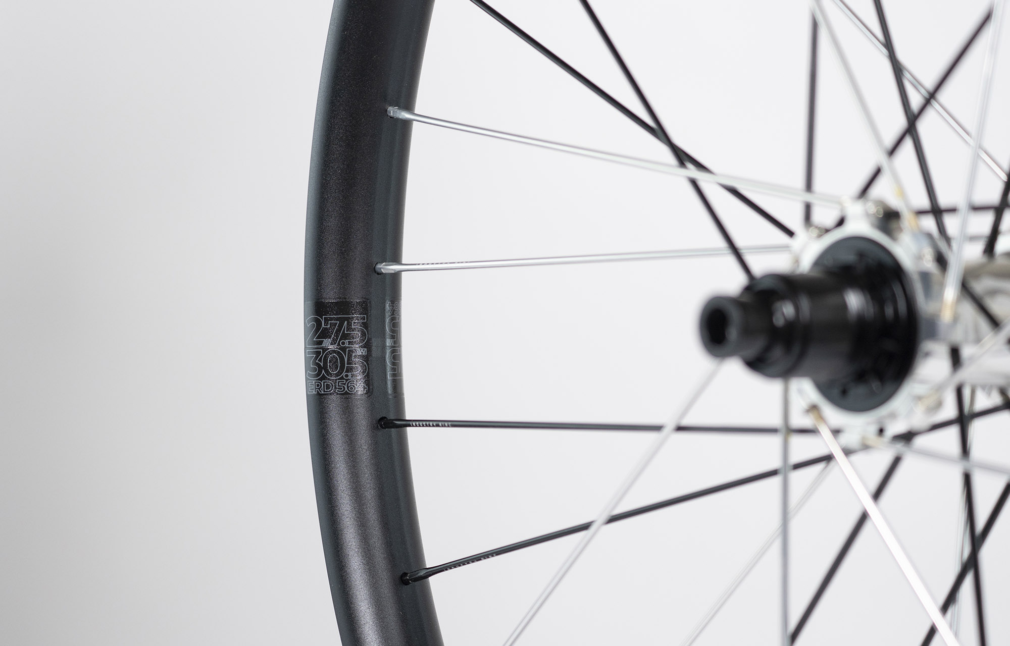 INDUSTRY NINE HYDRA EN305 27.5 - REAR WHEEL XD image number null