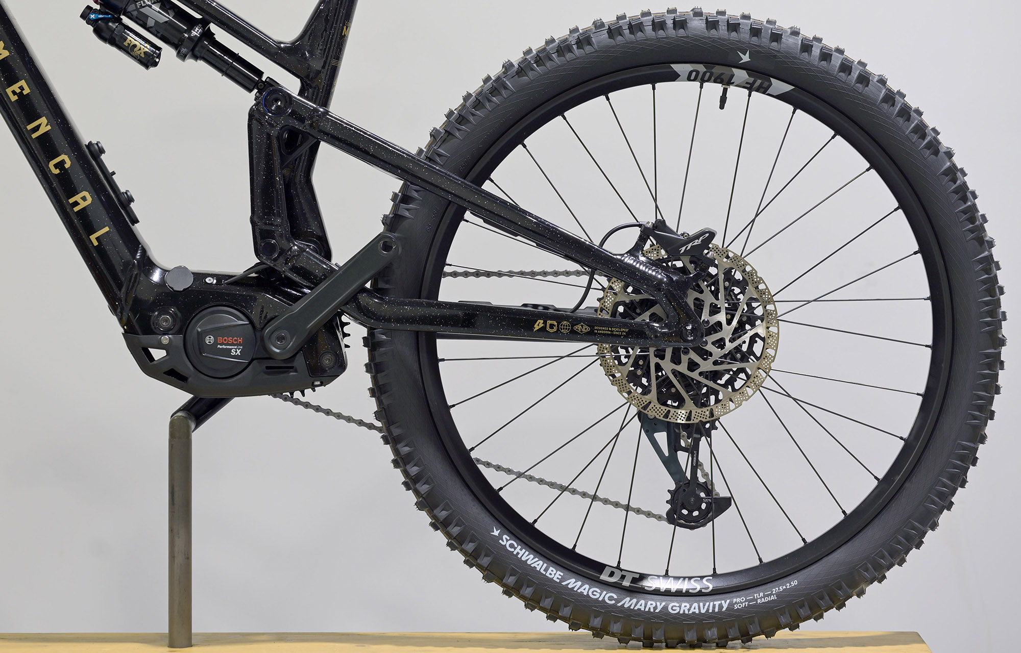 COMMENCAL META POWER SX 400 ESSENTIAL GLITTERY BLACK - M (24182392) 669 km image cover number large 5