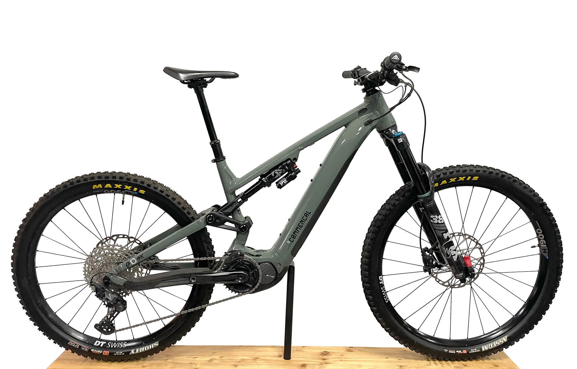 COMMENCAL META POWER TR ESSENTIAL KESWICK GREEN - M image number null