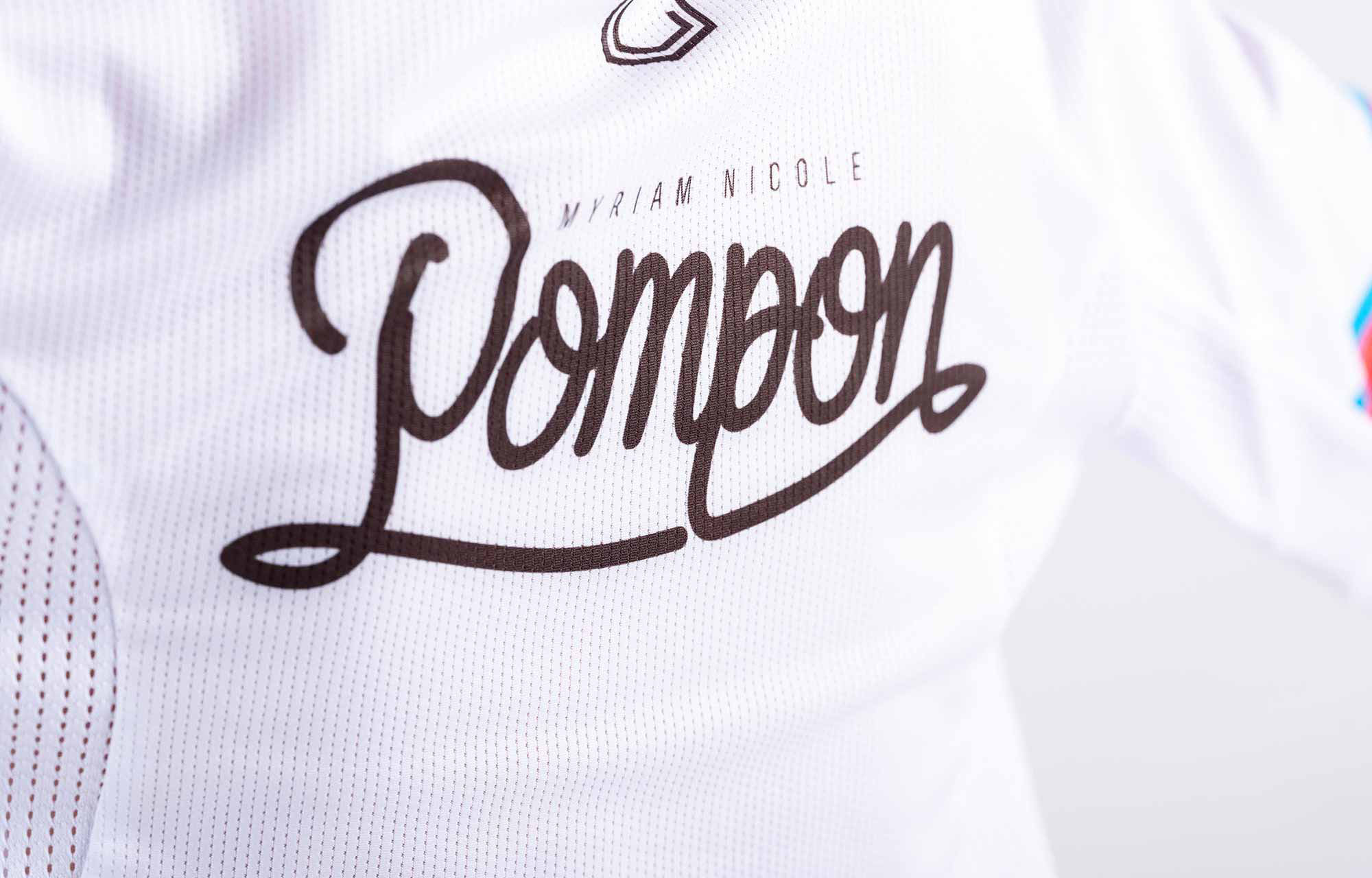 COMMENCAL KIDS LIGHTECH RACE LONG SLEEVE JERSEY WORLD CHAMPS image number 2