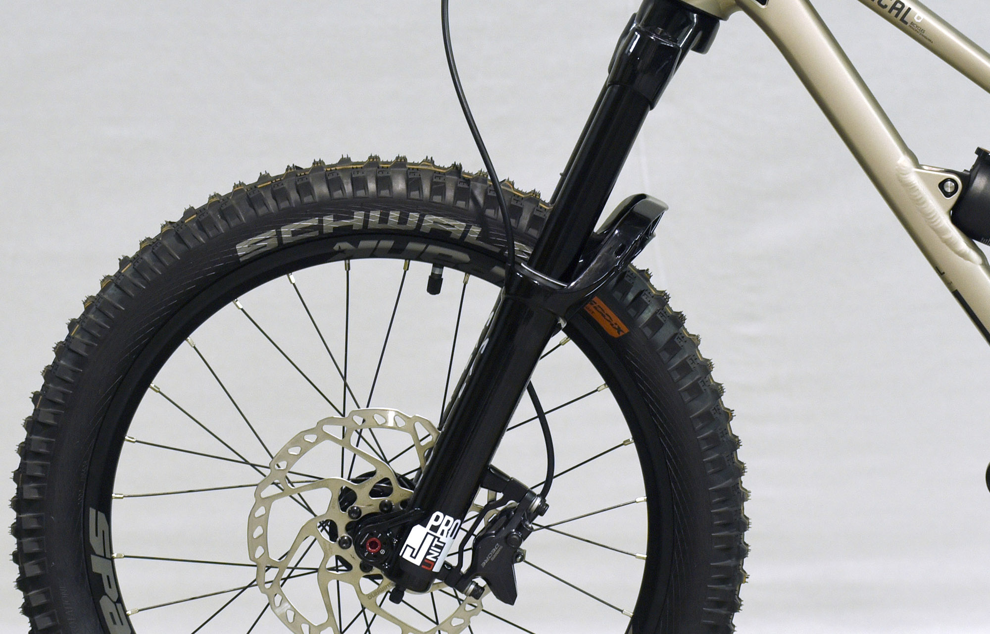 COMMENCAL CLASH 20 CHAMPAGNE - (22170500) image large number 6