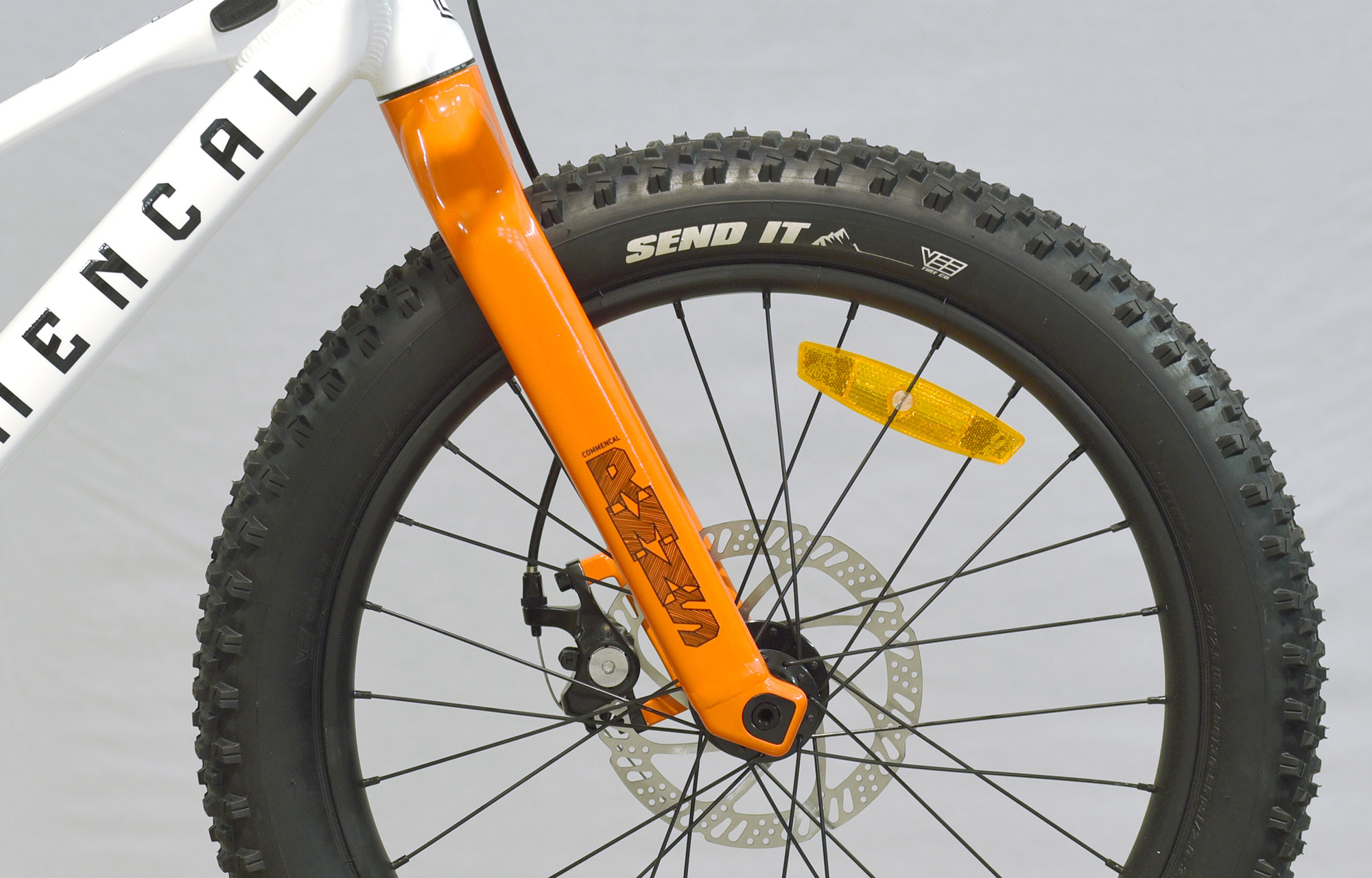 COMMENCAL RAMONES 20 REVOSHIFT PURE WHITE - (23177852) image number null