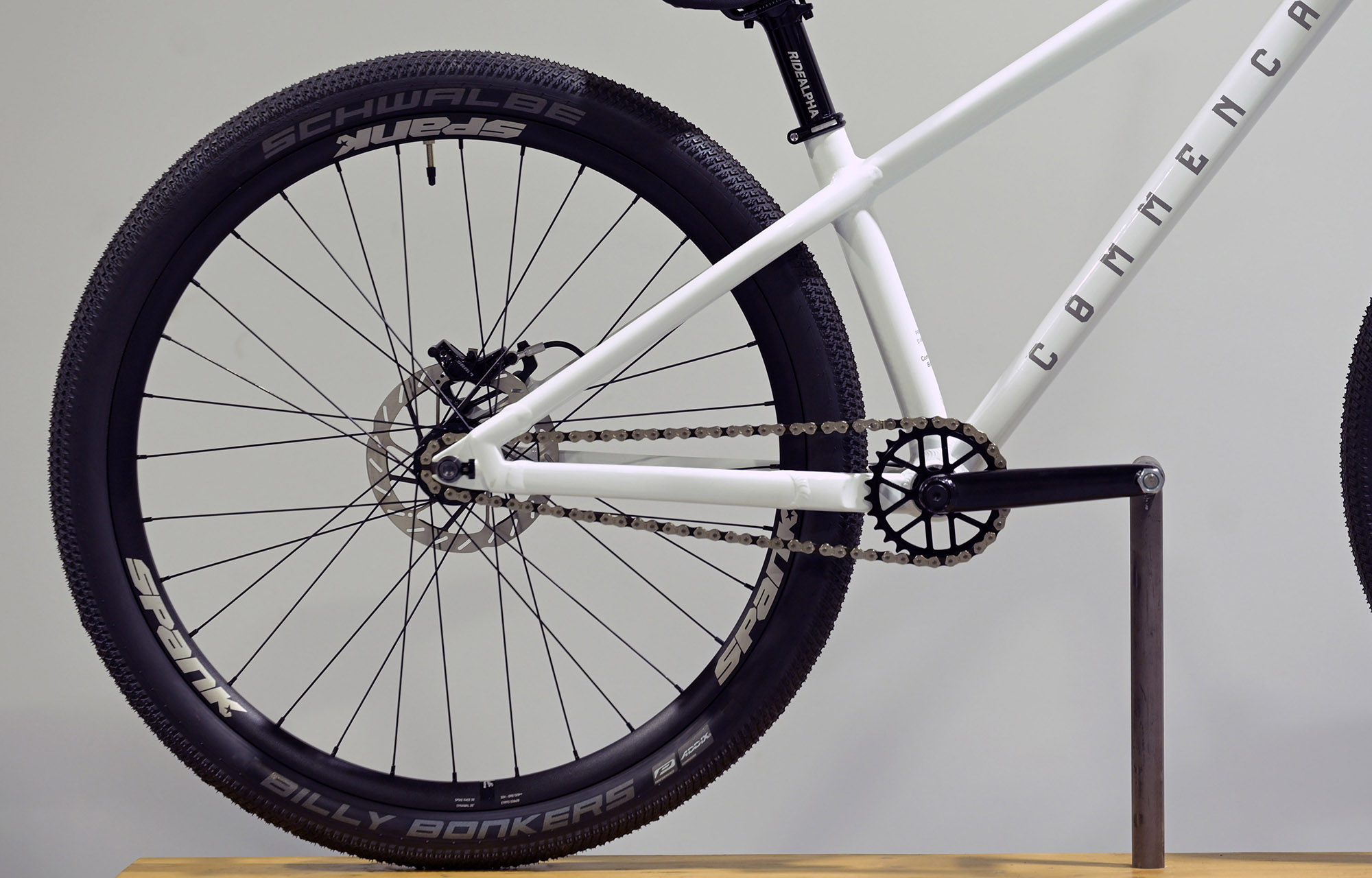 COMMENCAL ABSOLUT RS PURE WHITE - M (22140502) image cover number large 0