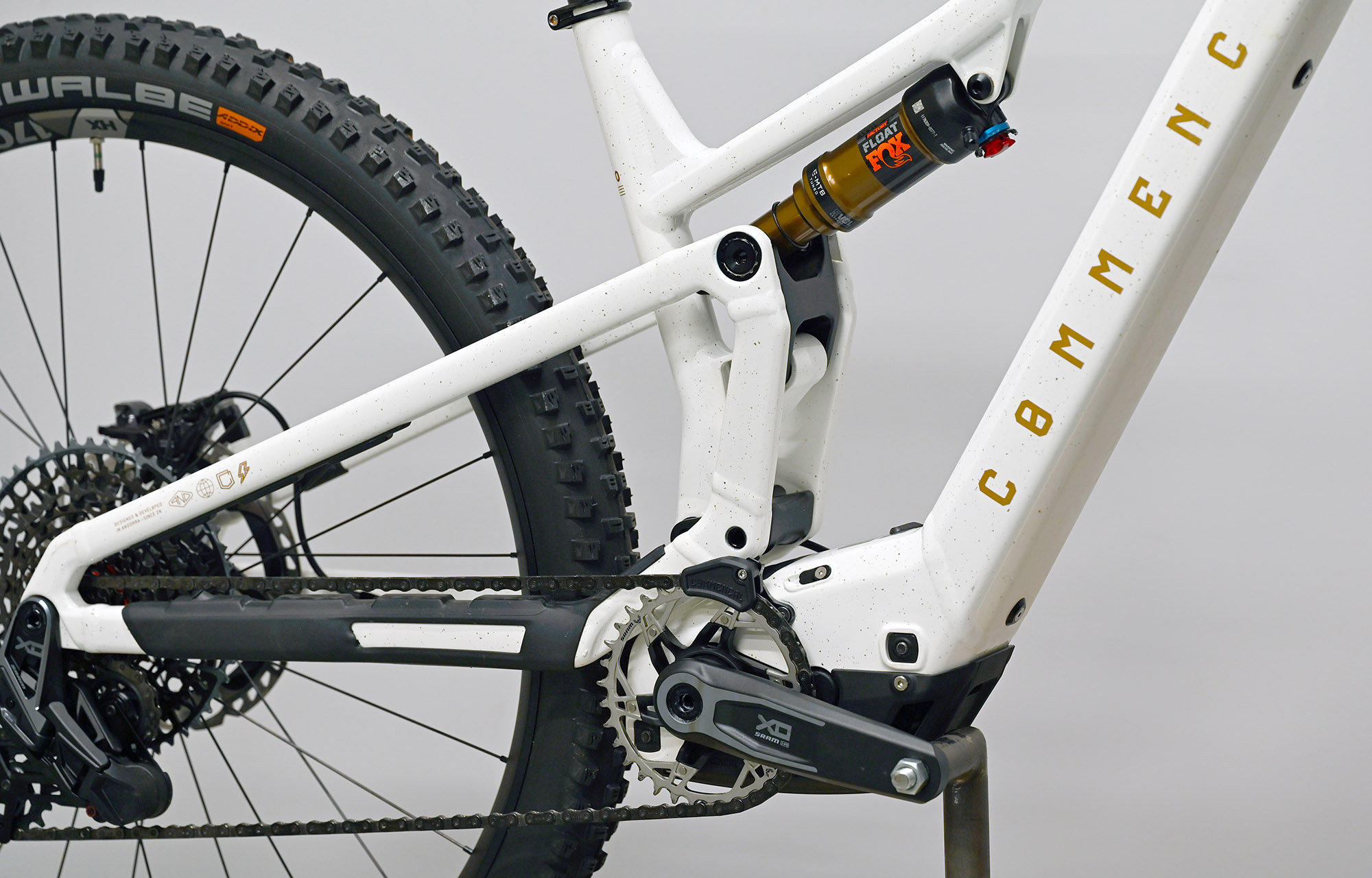 COMMENCAL T.E.M.P.O. POWER SIGNATURE AXS - M (24183092) 79 km image number null