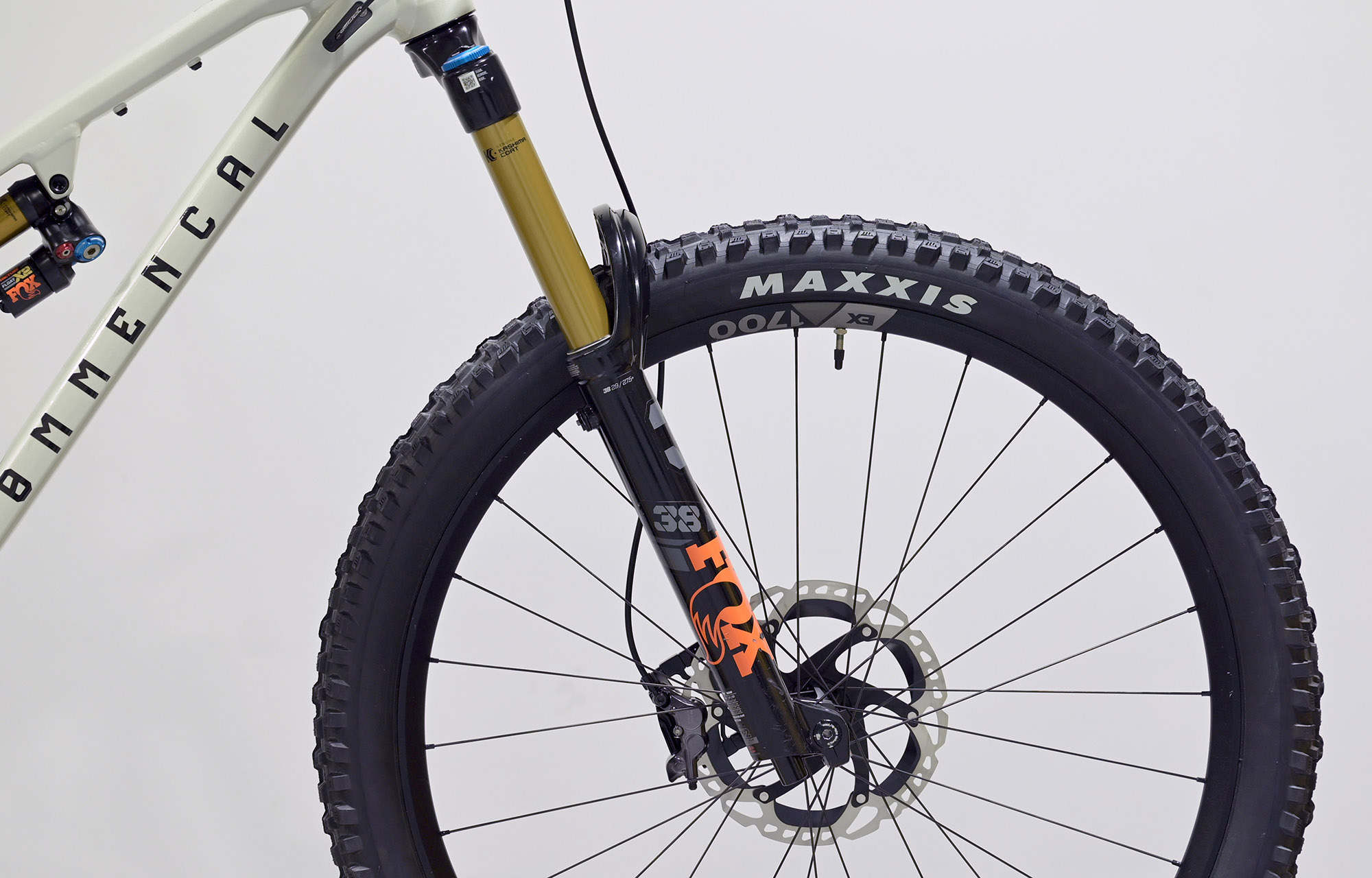 COMMENCAL META SX V5 SIGNATURE CLEAR SILVER - S (23131901) image cover number large 1