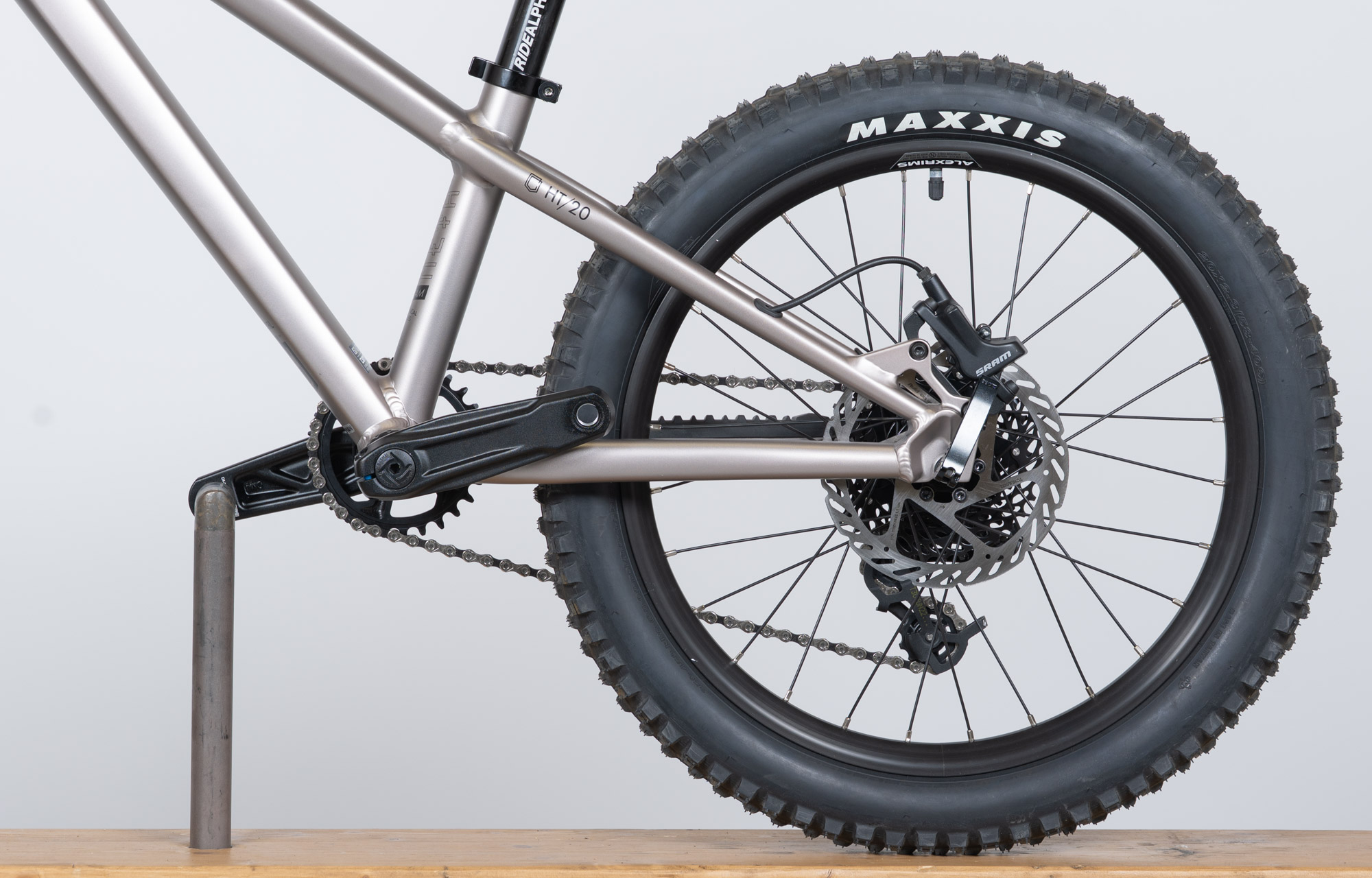 COMMENCAL META HT 20 CHAMPAGNE - (22170100) image cover number large 5