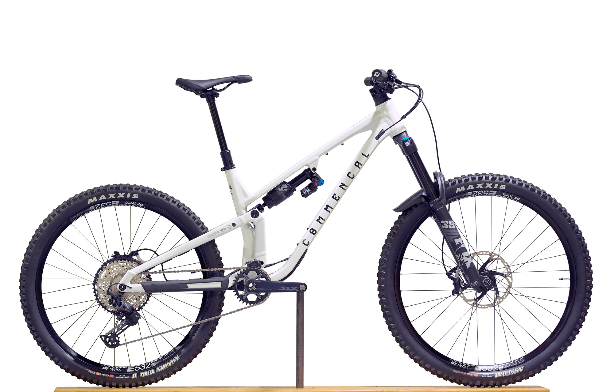 COMMENCAL META SX V5 ESSENTIAL CLEAR SILVER - M (23131602) image number null