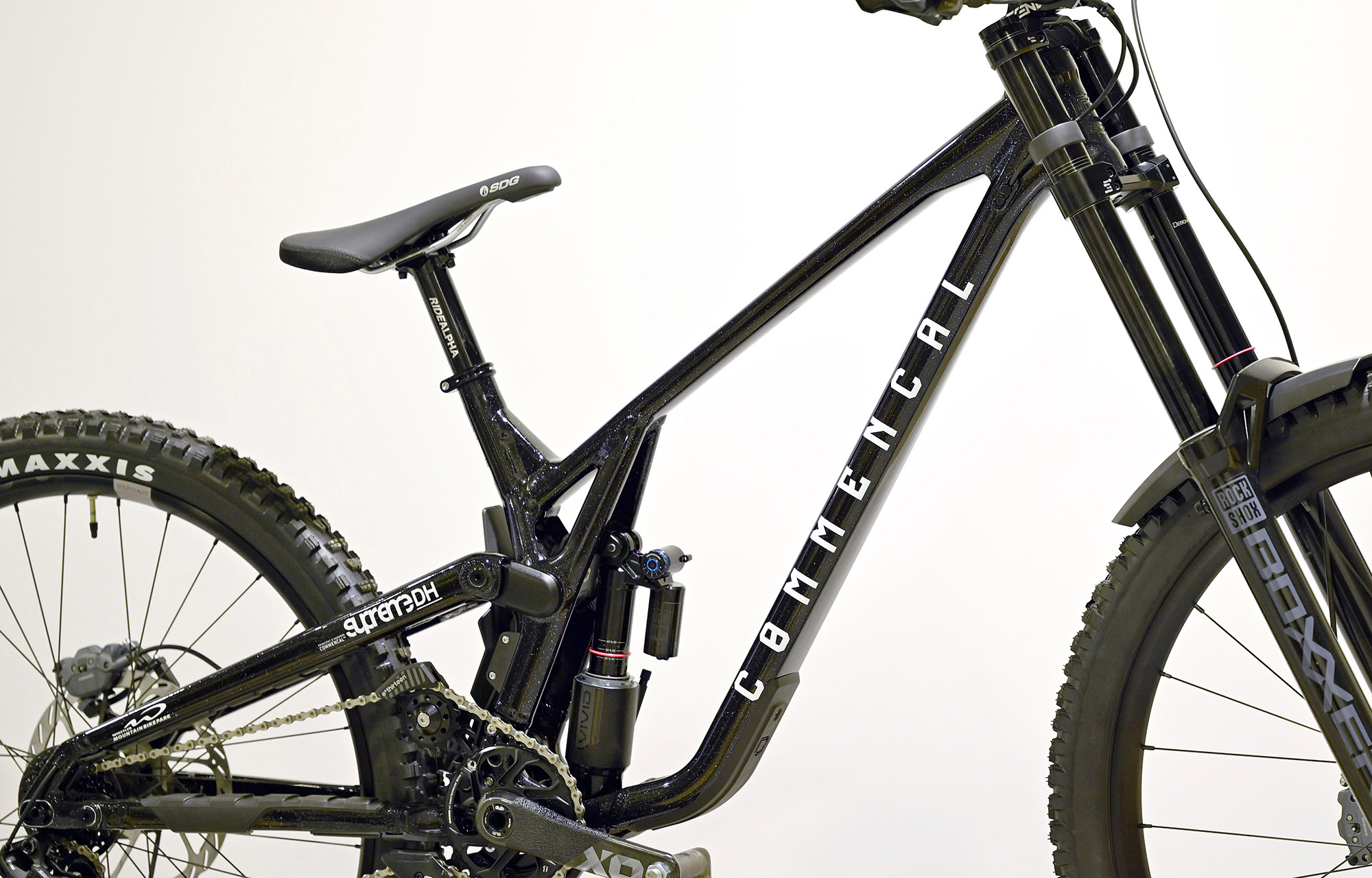 COMMENCAL SUPREME DH V5 WHISTLER EDITION	 - L (24155703) image number null