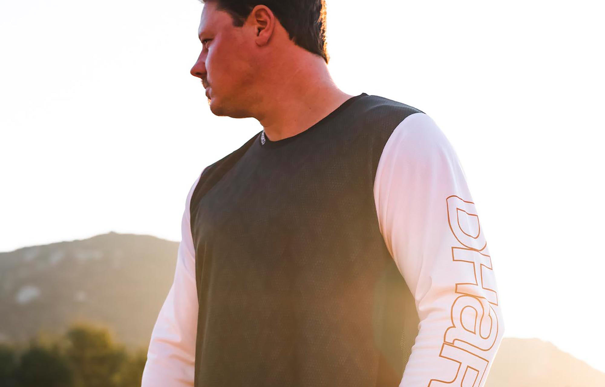 MAGLIA A MANICHE LUNGHE DHARCO KYLE STRAIT SIGNATURE EDITION image number 1