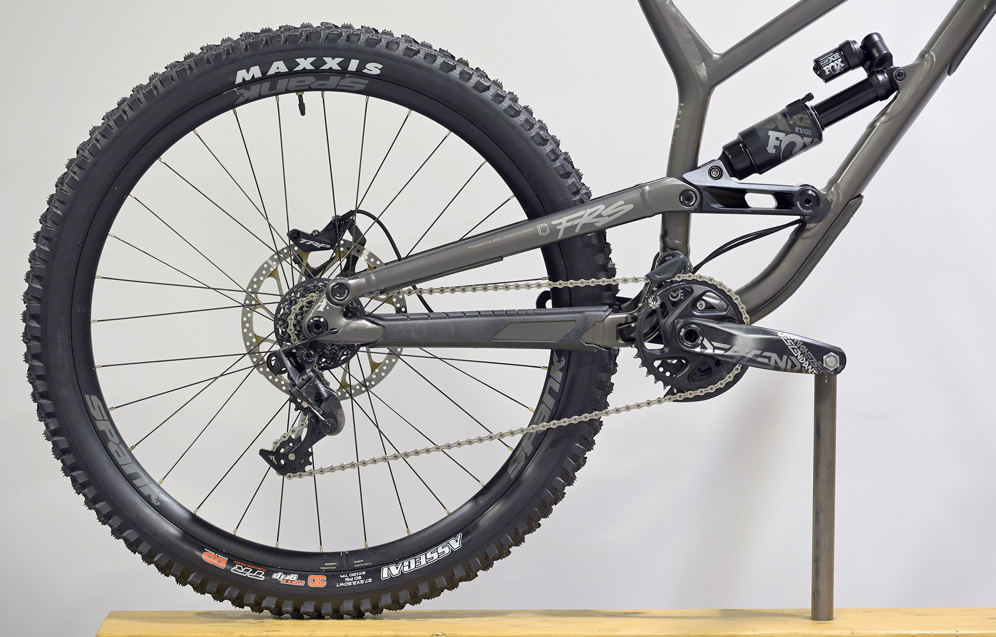 COMMENCAL FRS ESSENTIAL DARK SLATE - M (22151902) image cover number large 0