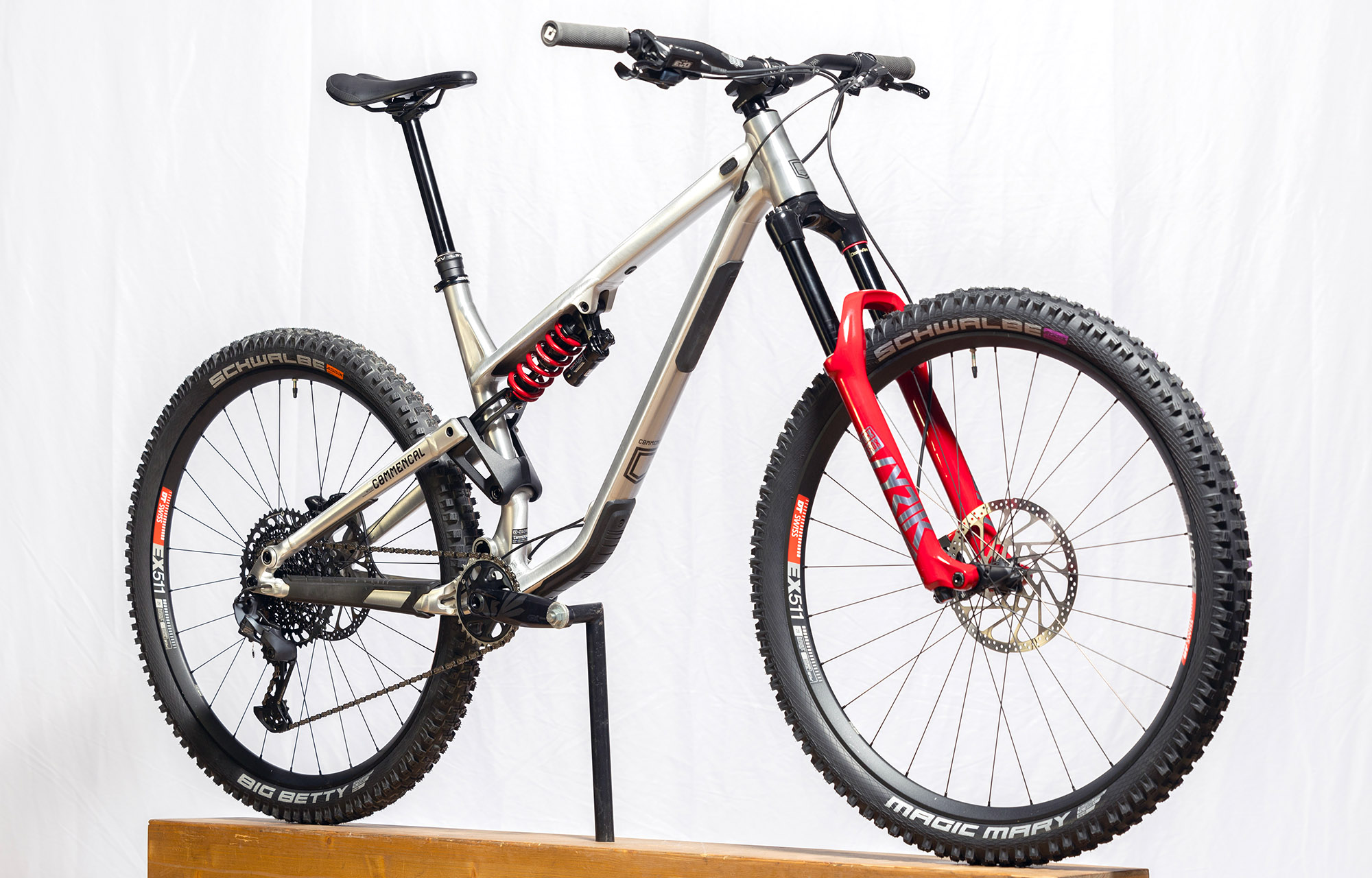 COMMENCAL META TR V4 RACE BRUSHED - XL (22120404) image number null