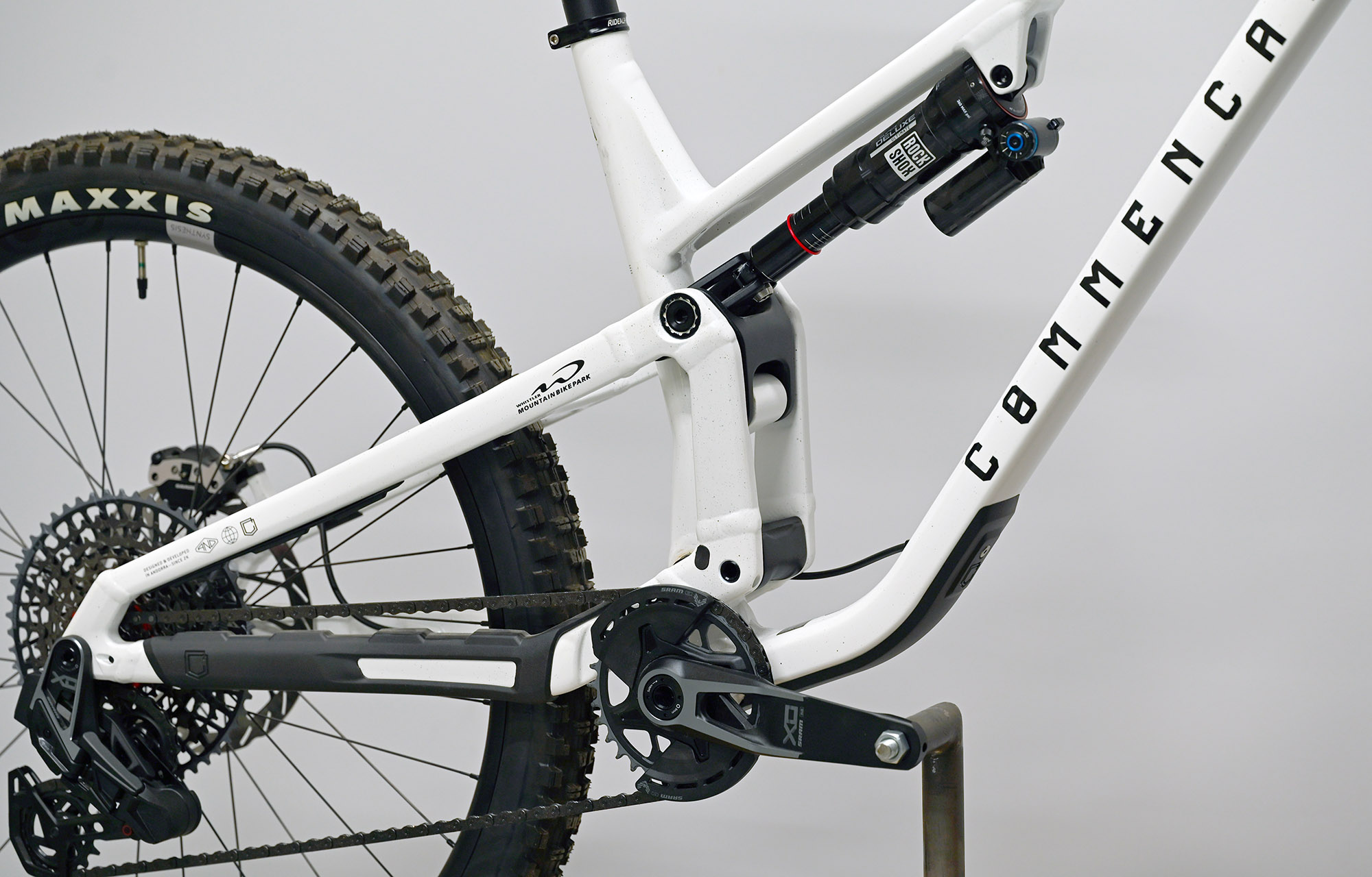 COMMENCAL META SX V5 ULTIMATE WHISTLER EDITION - L (24133803) image number null