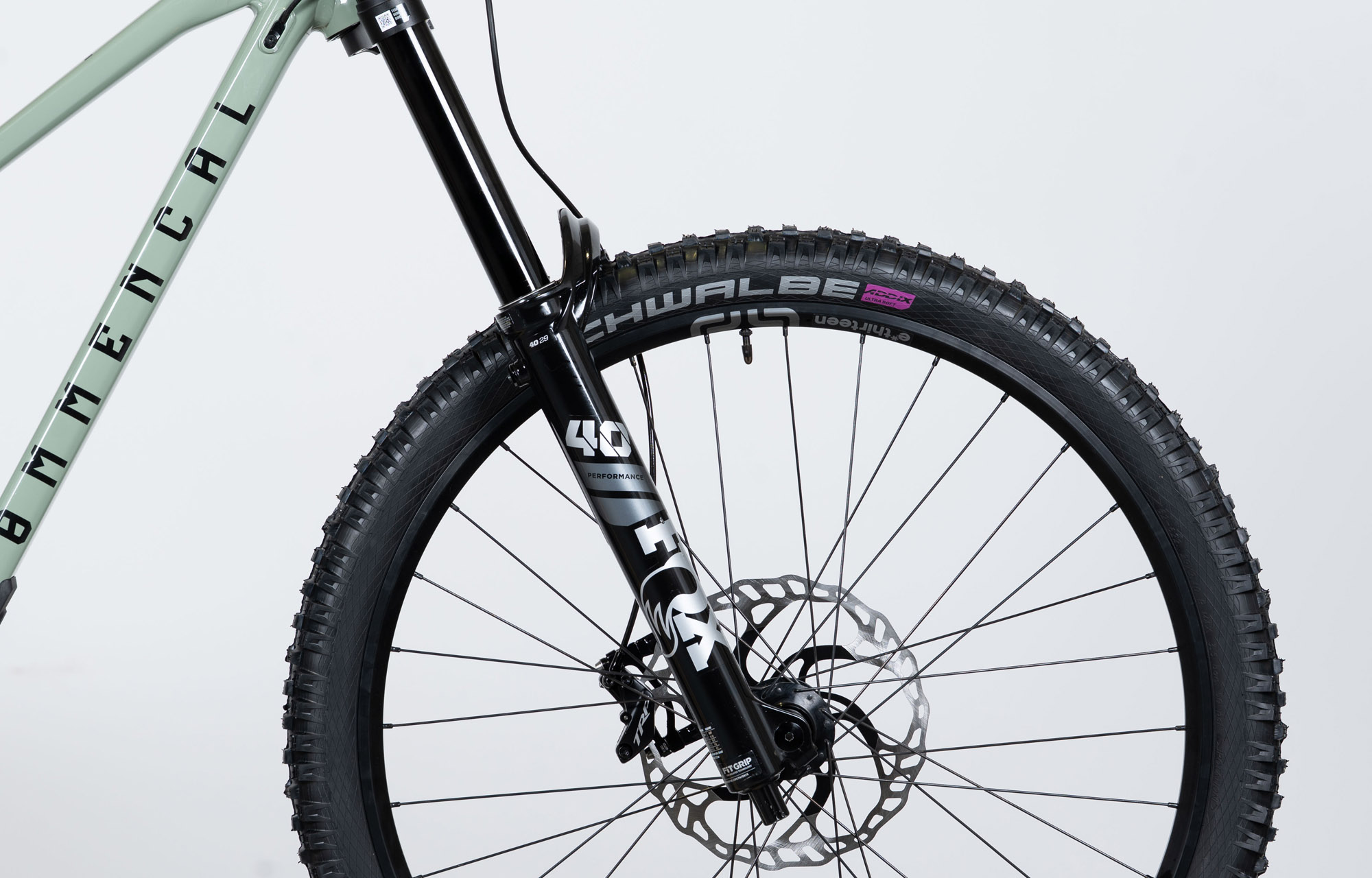 COMMENCAL SUPREME DH V5 ESSENTIAL HERITAGE GREEN - S (22150801) image large number 1