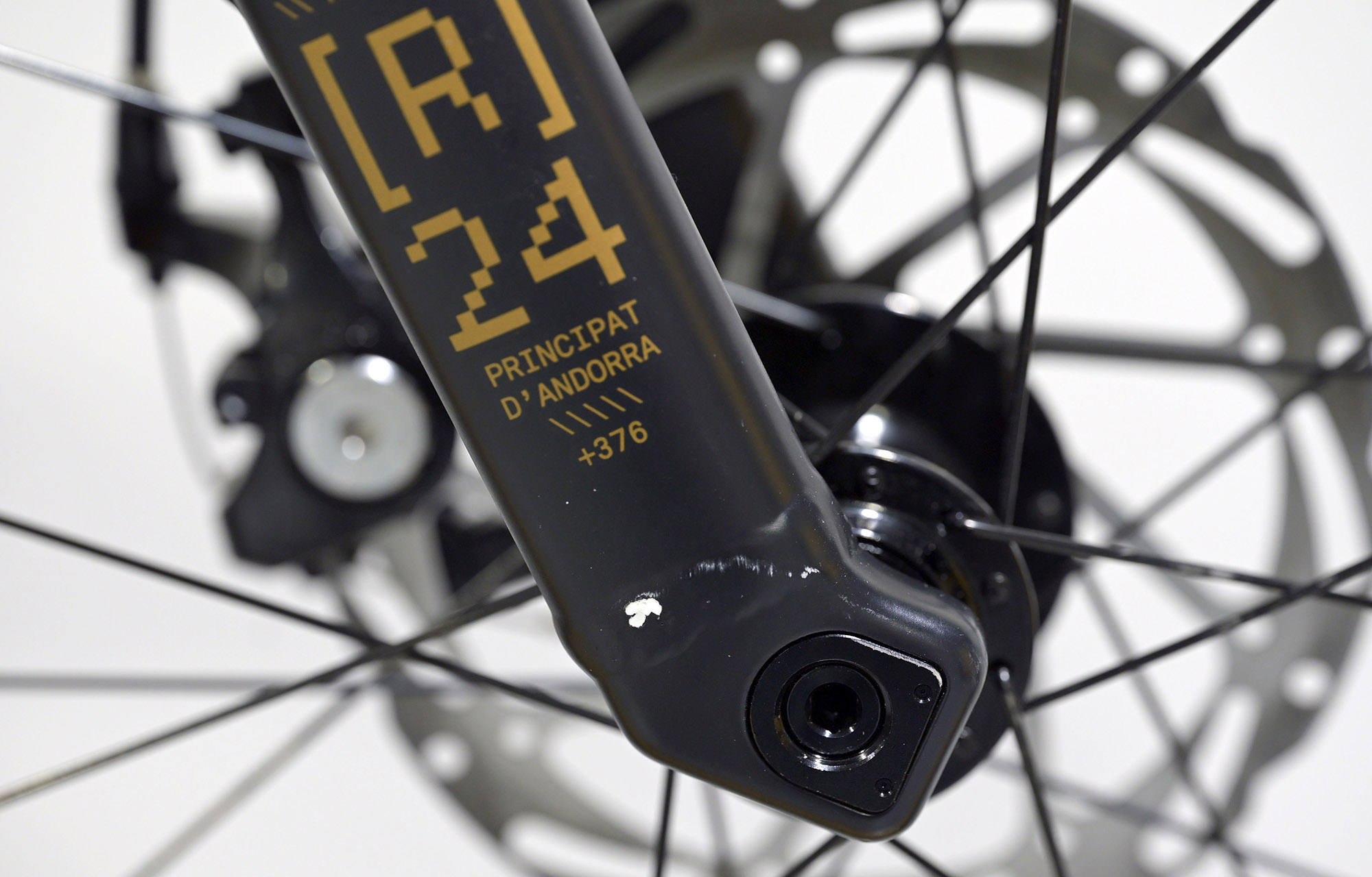 COMMENCAL RAMONES 24 BLACK - (25172500) image cover number large 8