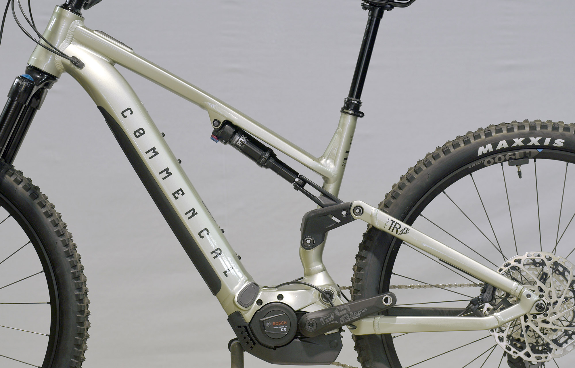 COMMENCAL META POWER TR BOSCH ESSENTIAL 70´S GREEN - L (22182303) 0km image number null