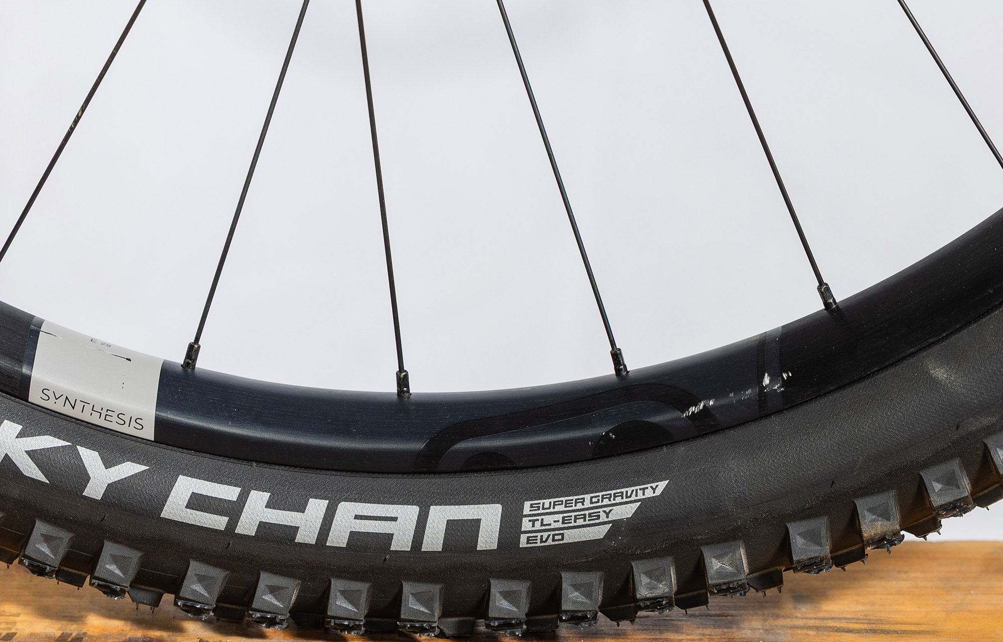 COMMENCAL TEMPO OHLINS EDITION YELLOW - M (22121102) image cover number large 2