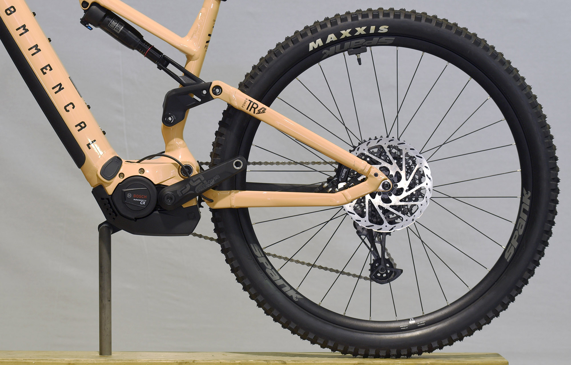 COMMENCAL META POWER TR BOSCH RIDE PEACH - L (23181703) 864 km image number null